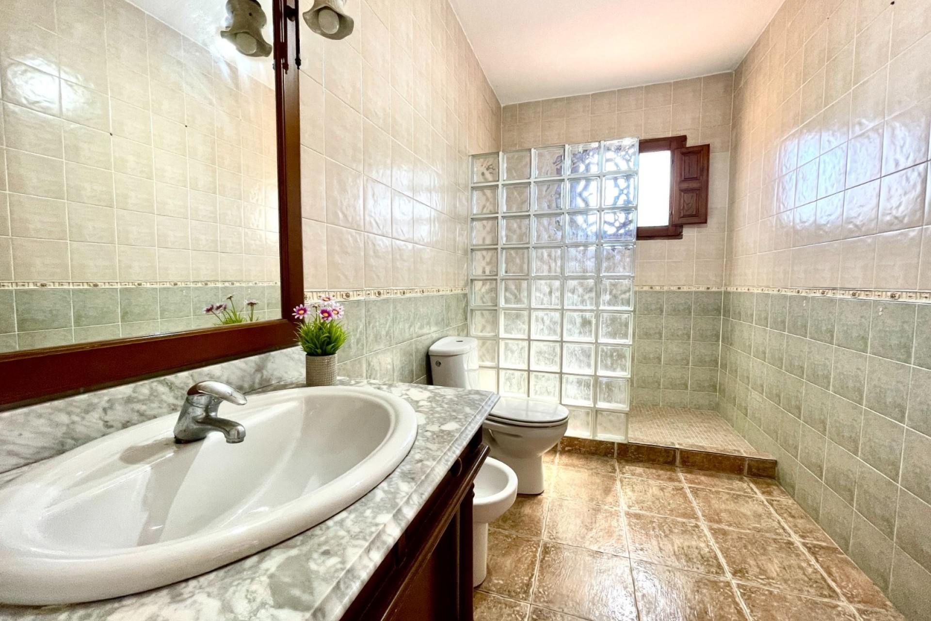 Resale - Freistehende Villa -
Catral