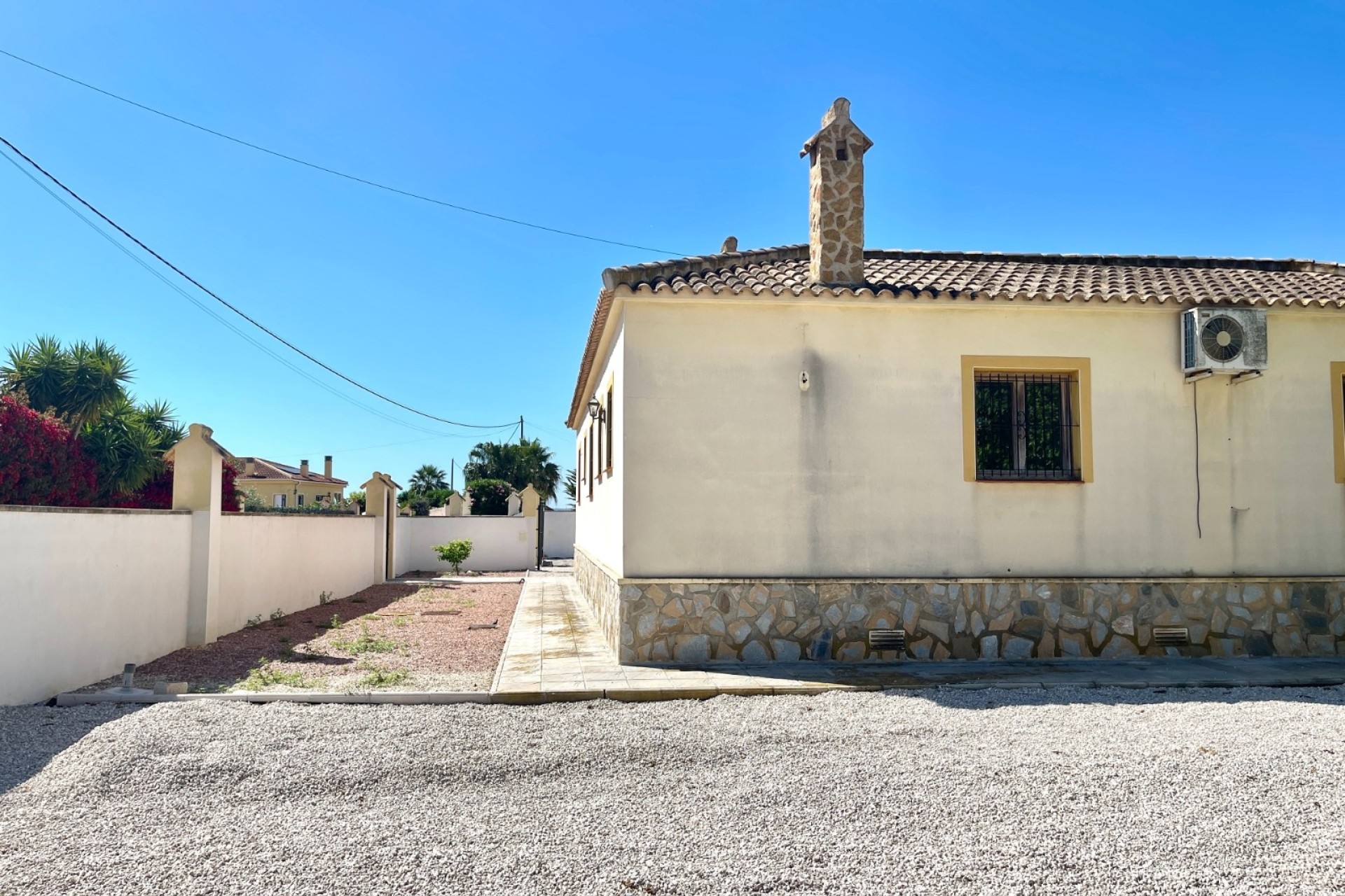 Resale - Freistehende Villa -
Catral