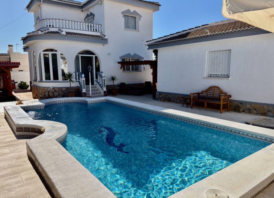 Resale - Freistehende Villa -
Ciudad Quesada - Rojales - Ciudad Quesada