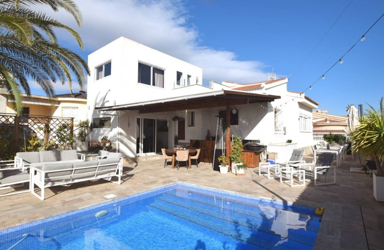 Resale - Freistehende Villa -
Ciudad Quesada - Rojales - Ciudad Quesada