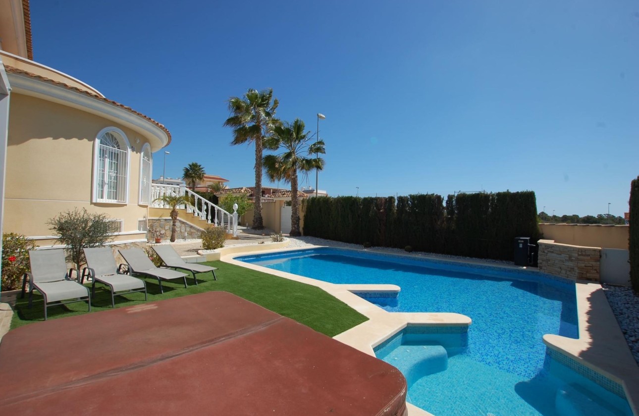 Resale - Freistehende Villa -
Ciudad Quesada - Rojales - Costa Blanca