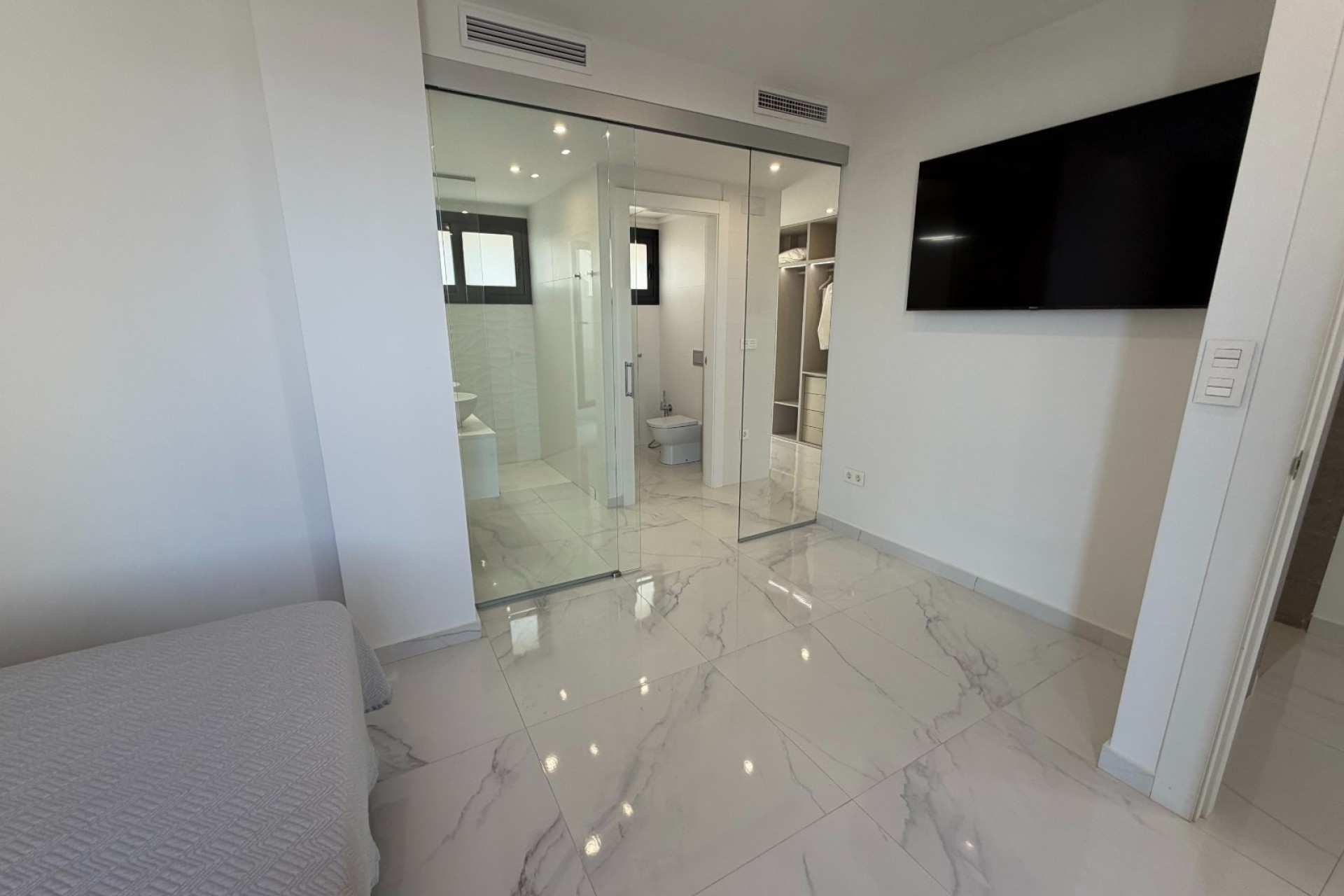 Resale - Freistehende Villa -
Ciudad Quesada - Rojales - La Laguna