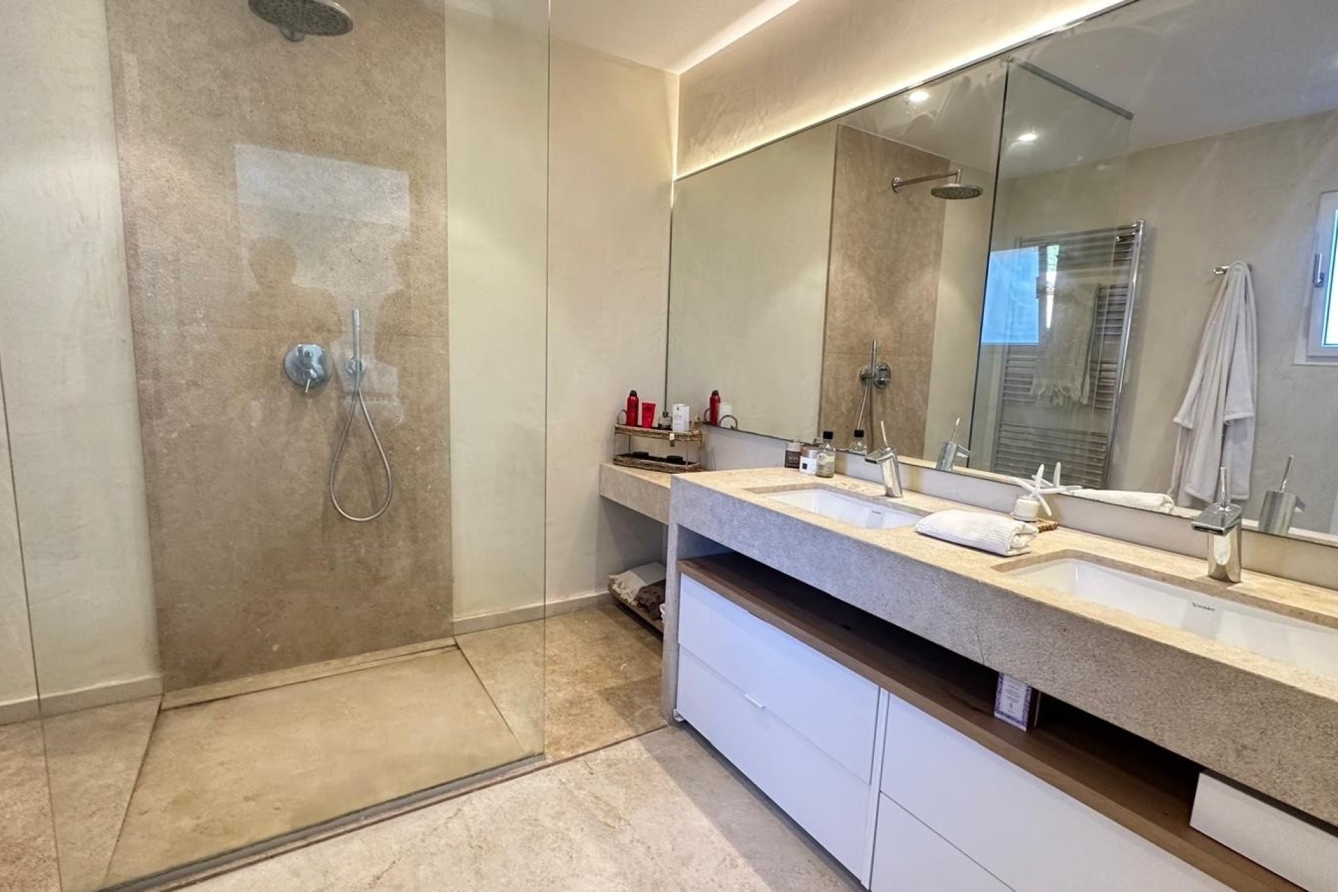 Resale - Freistehende Villa -
Costa de la Calma - Calvià