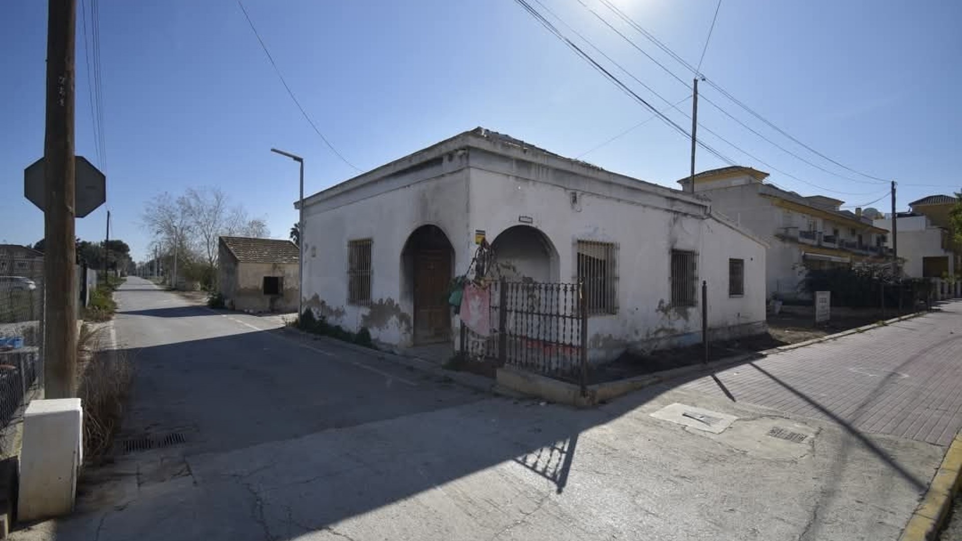 Resale - Freistehende Villa -
Daya Nueva