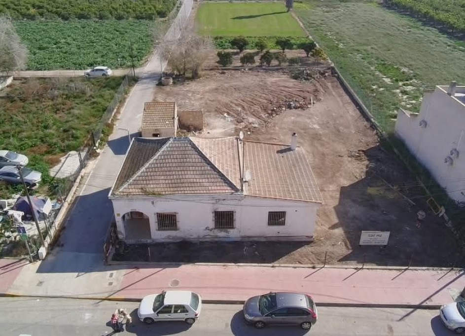 Resale - Freistehende Villa -
Daya Nueva