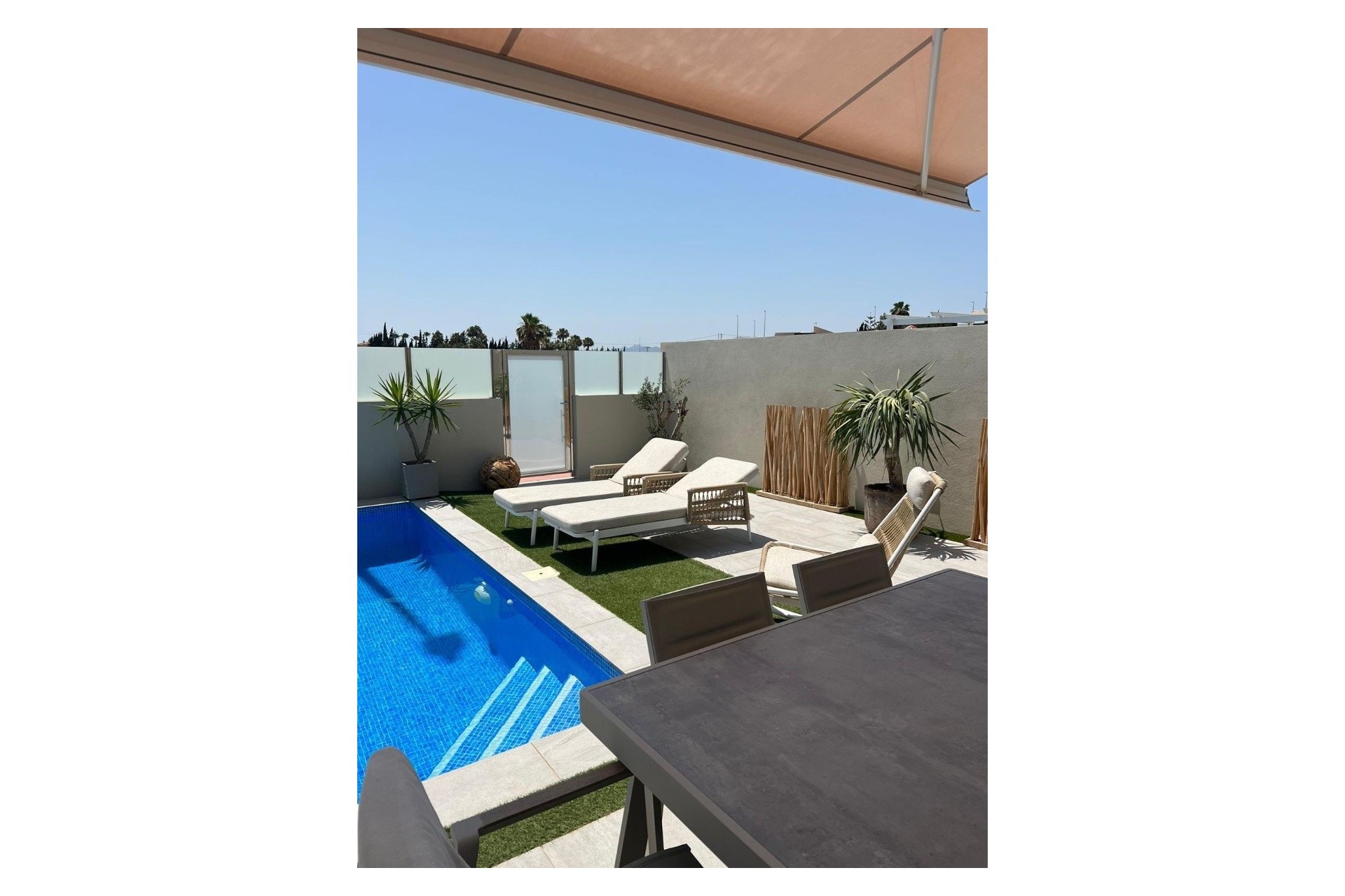 Resale - Freistehende Villa -
Daya Vieja - Costa Blanca
