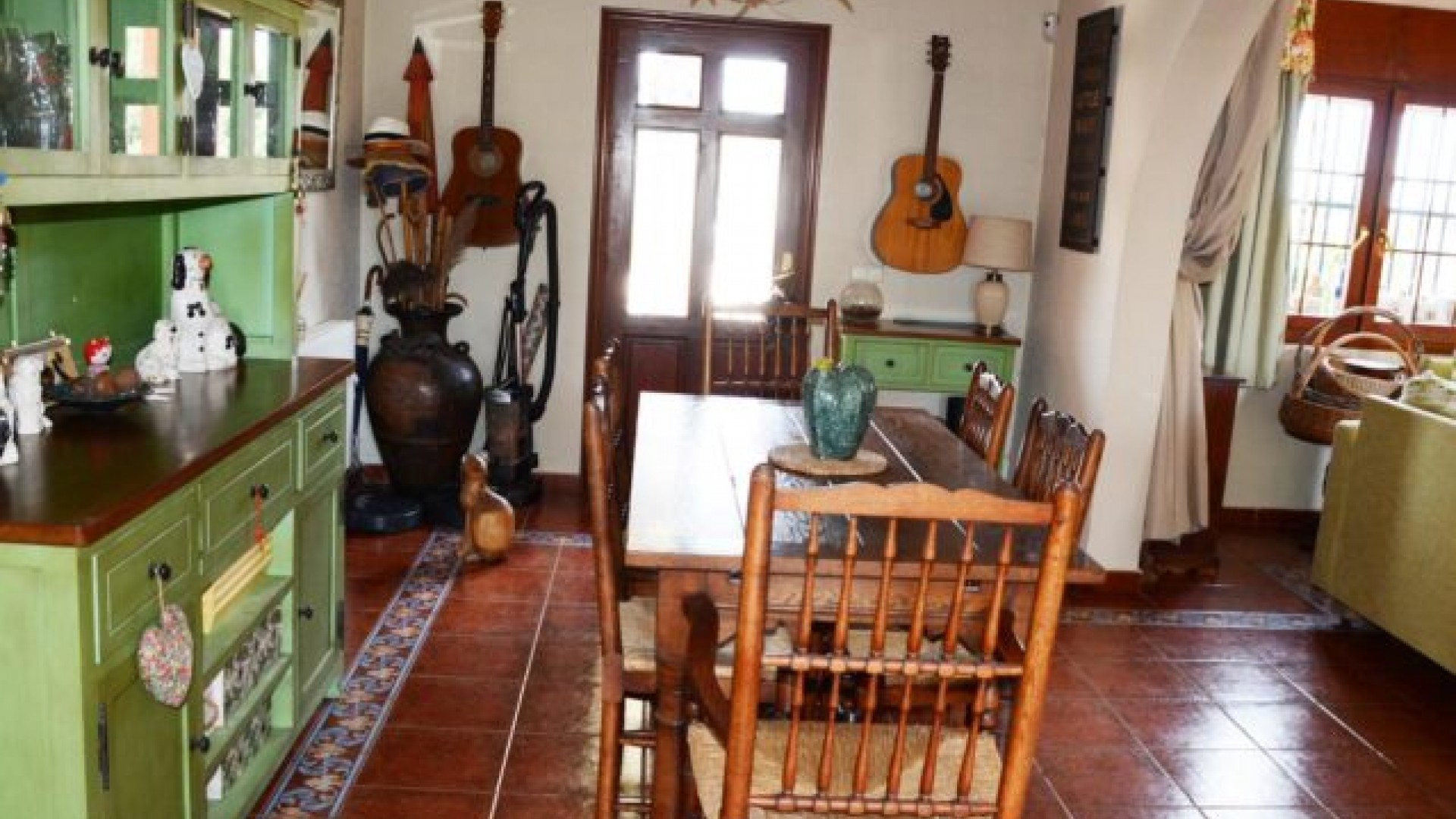 Resale - Freistehende Villa -
Daya Vieja