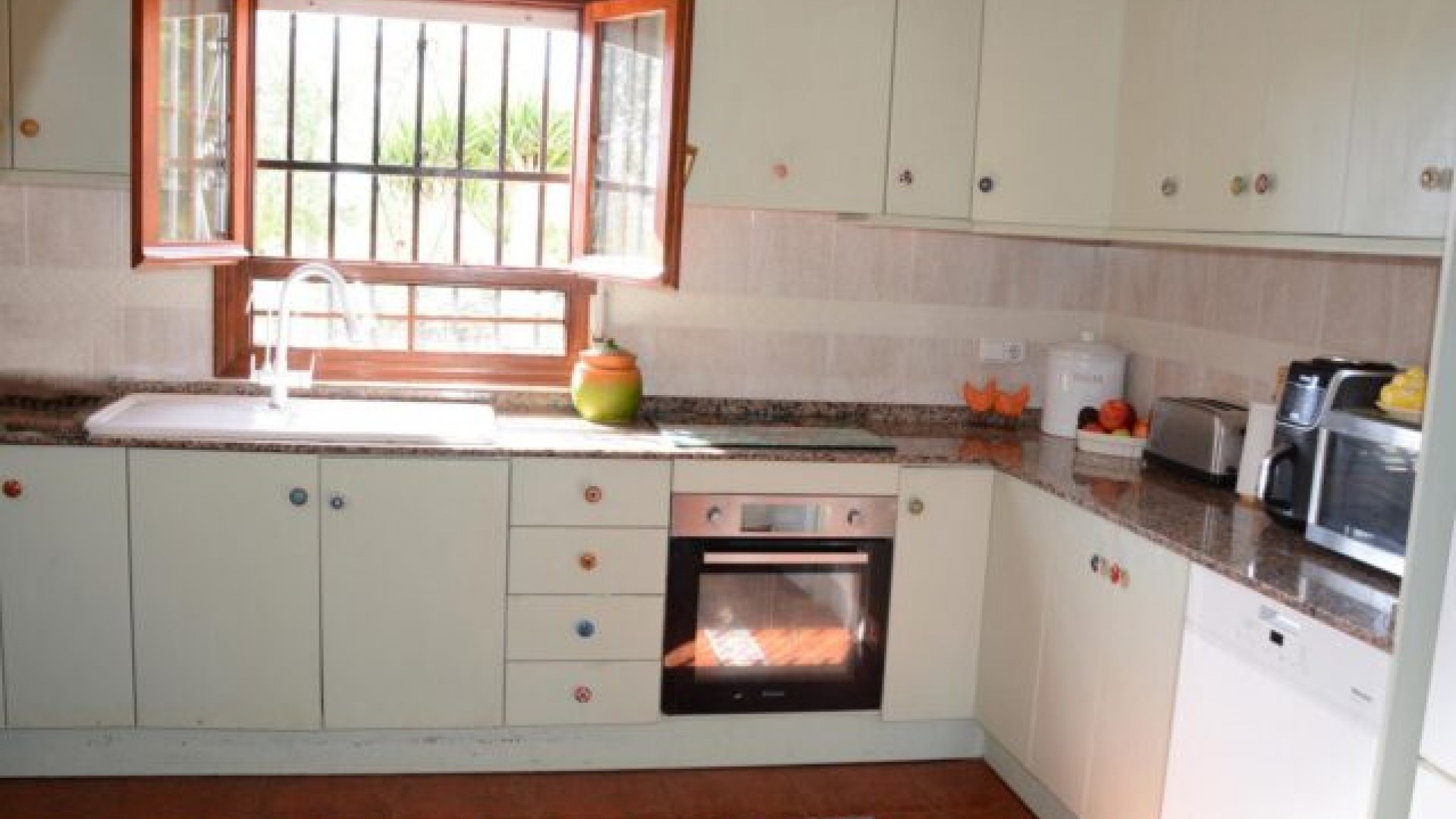 Resale - Freistehende Villa -
Daya Vieja