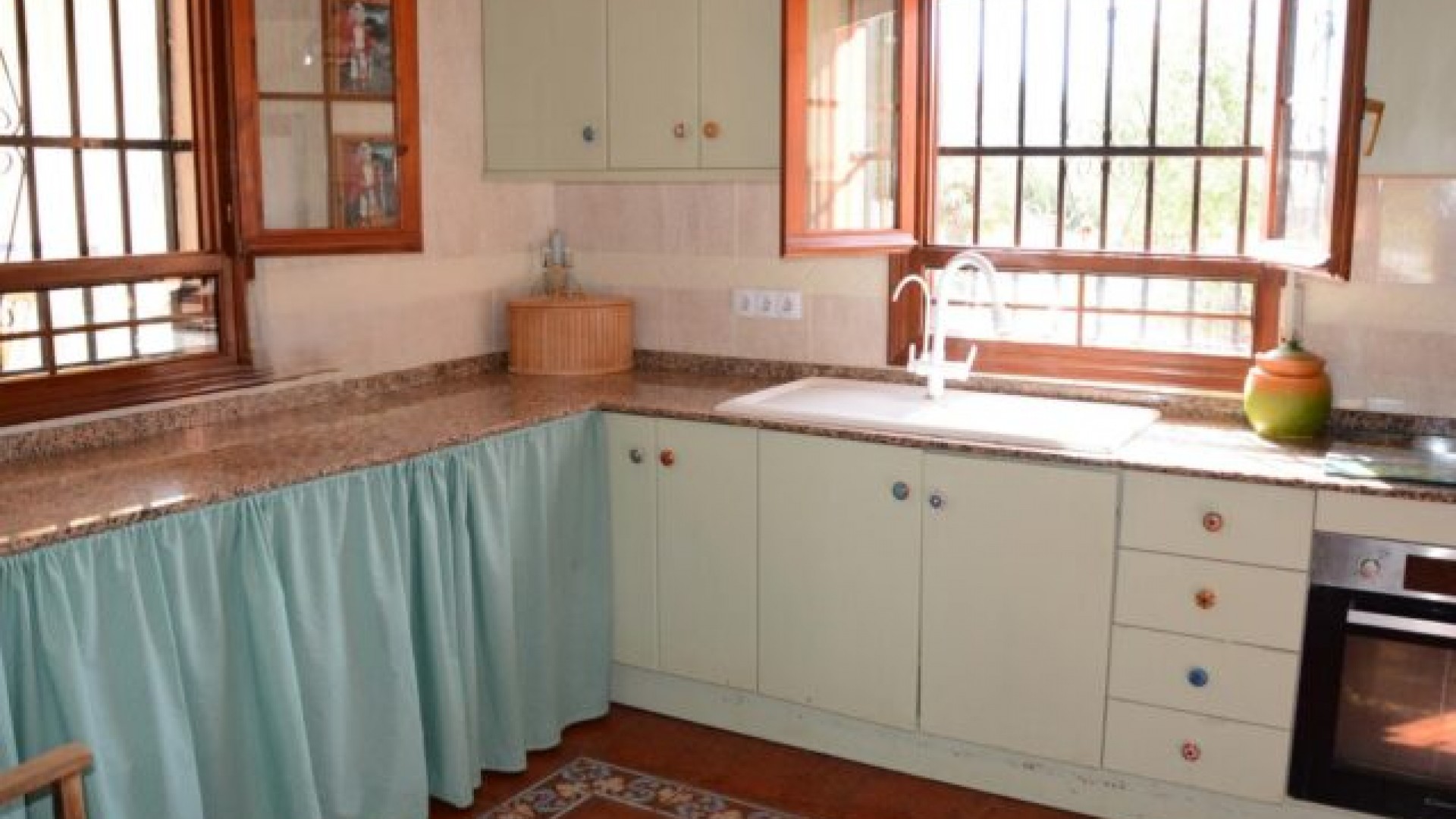 Resale - Freistehende Villa -
Daya Vieja