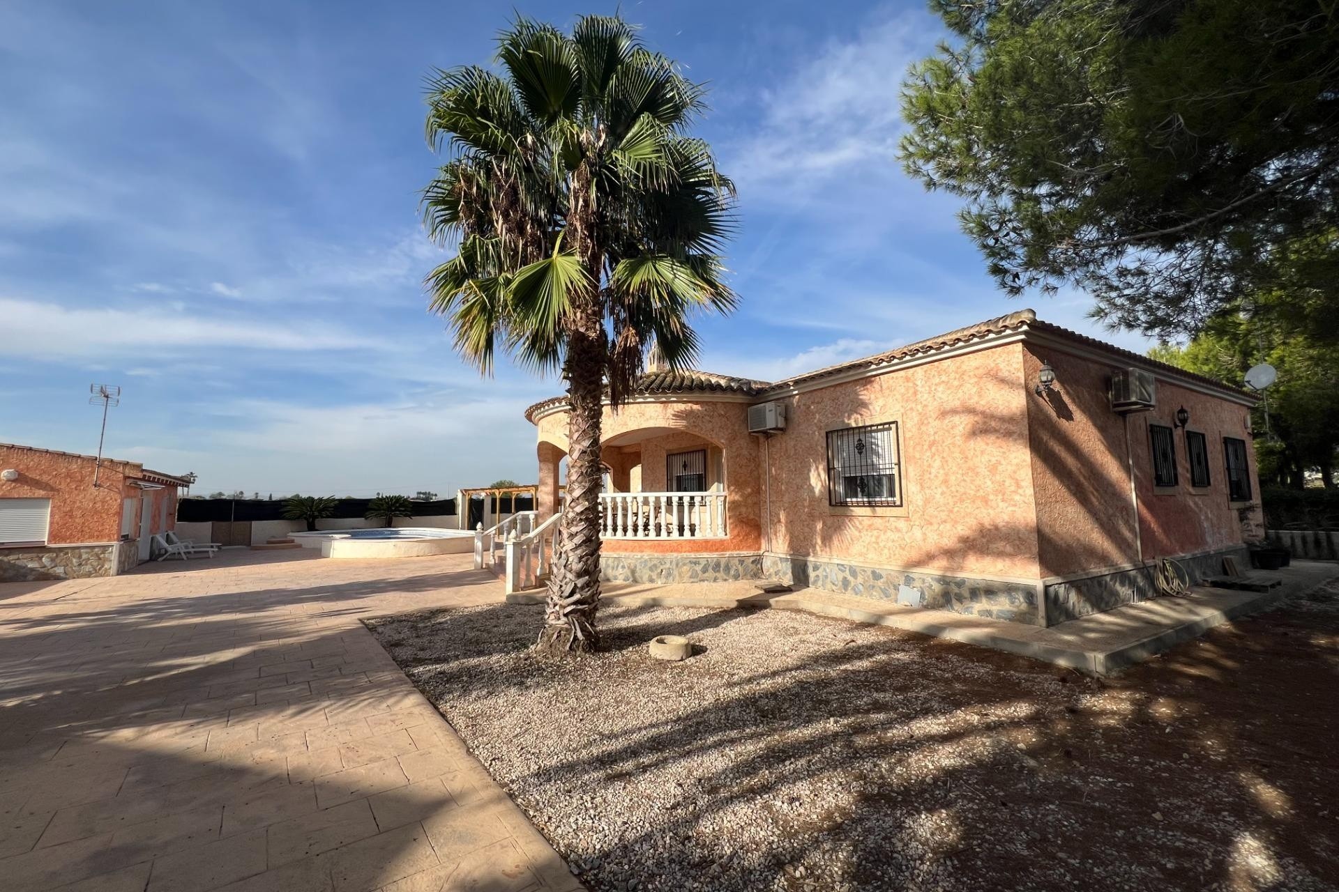 Resale - Freistehende Villa -
Dolores - CMNO. ESCORREDOR
