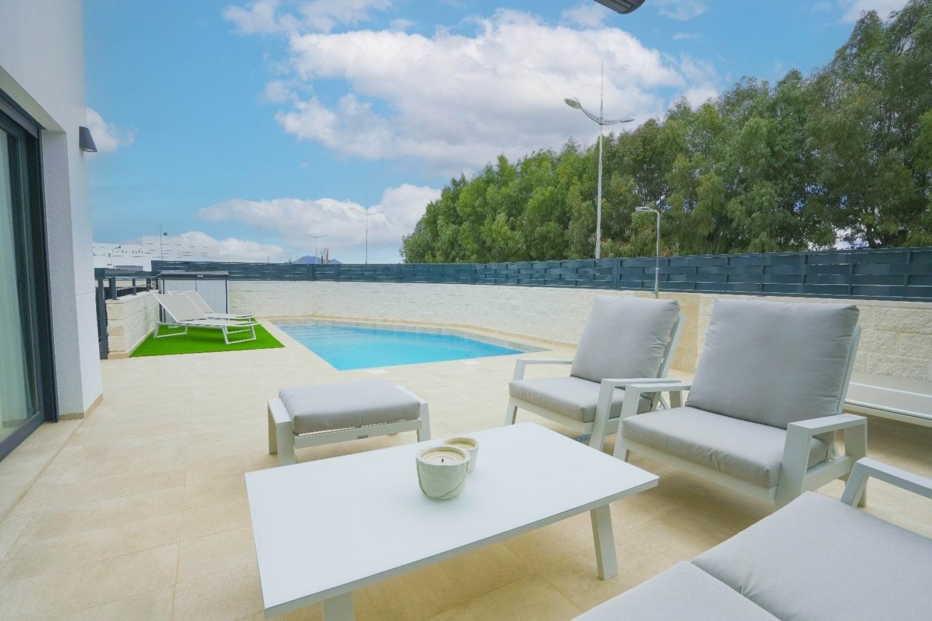 Resale - Freistehende Villa -
Dolores