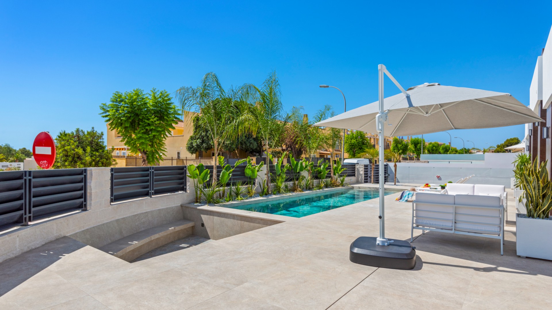 Resale - Freistehende Villa -
El Campello - El Amerador