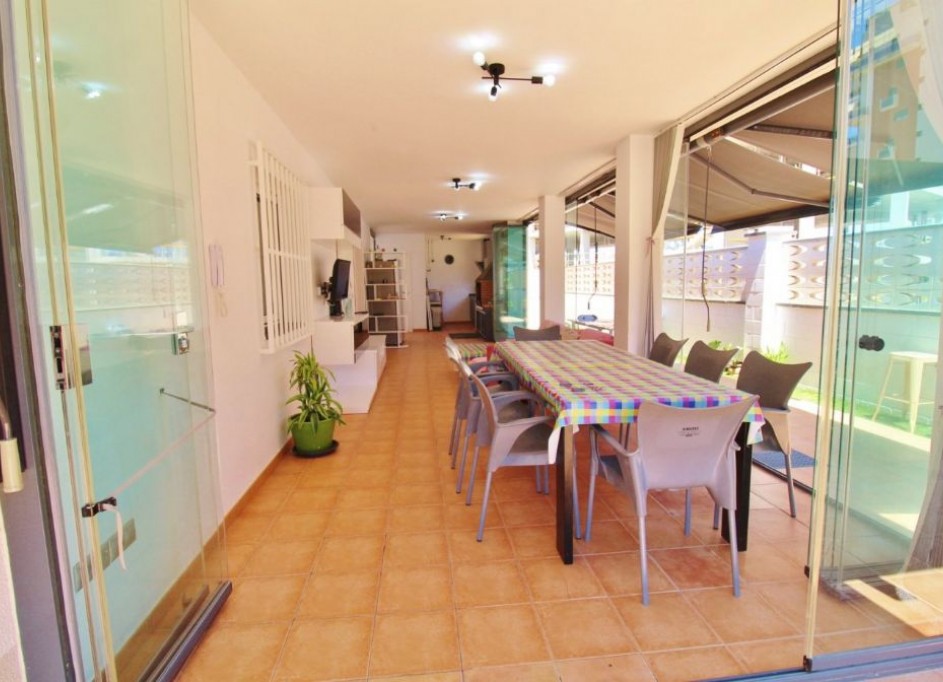 Resale - Freistehende Villa -
El Campello