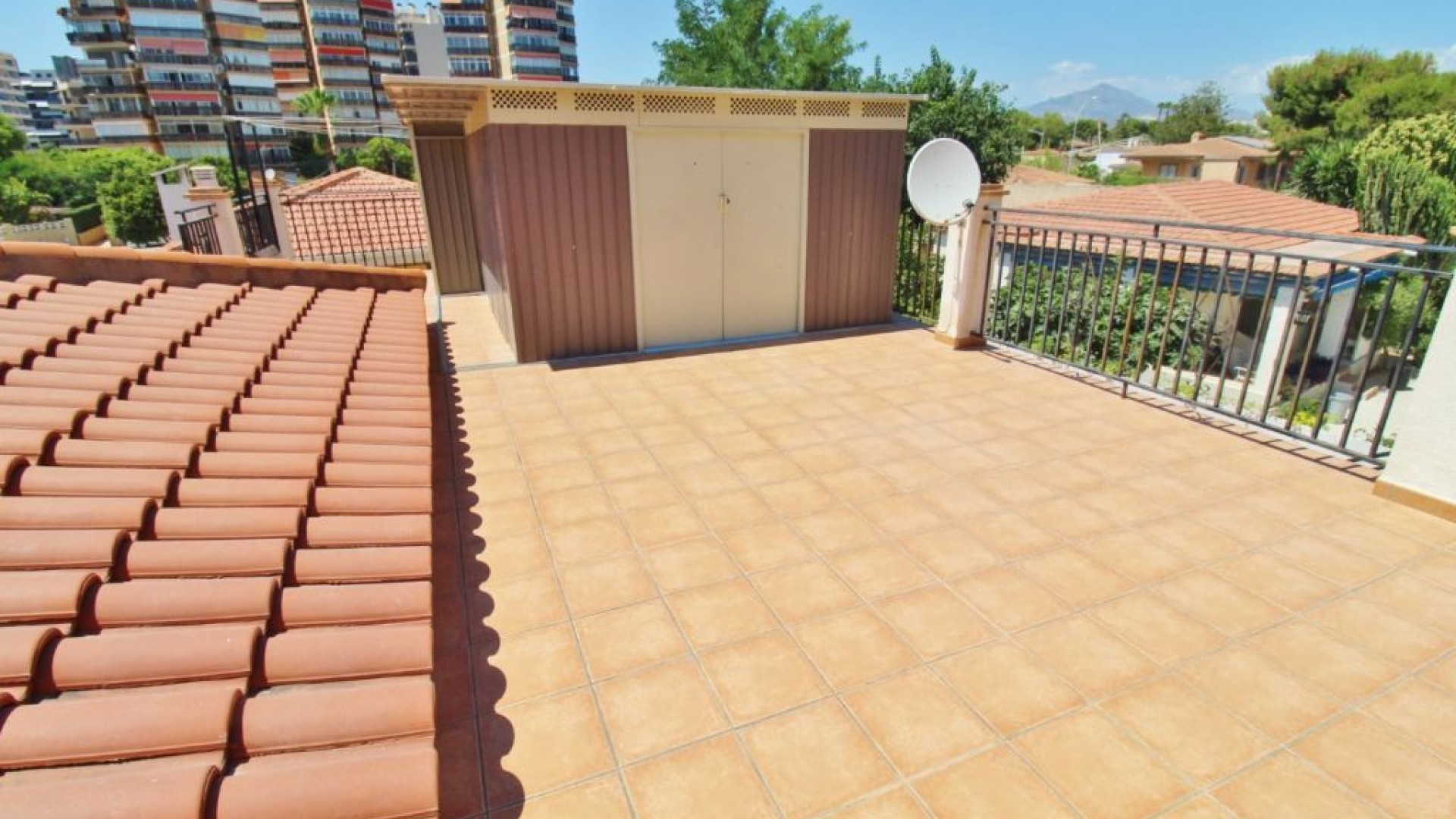 Resale - Freistehende Villa -
El Campello