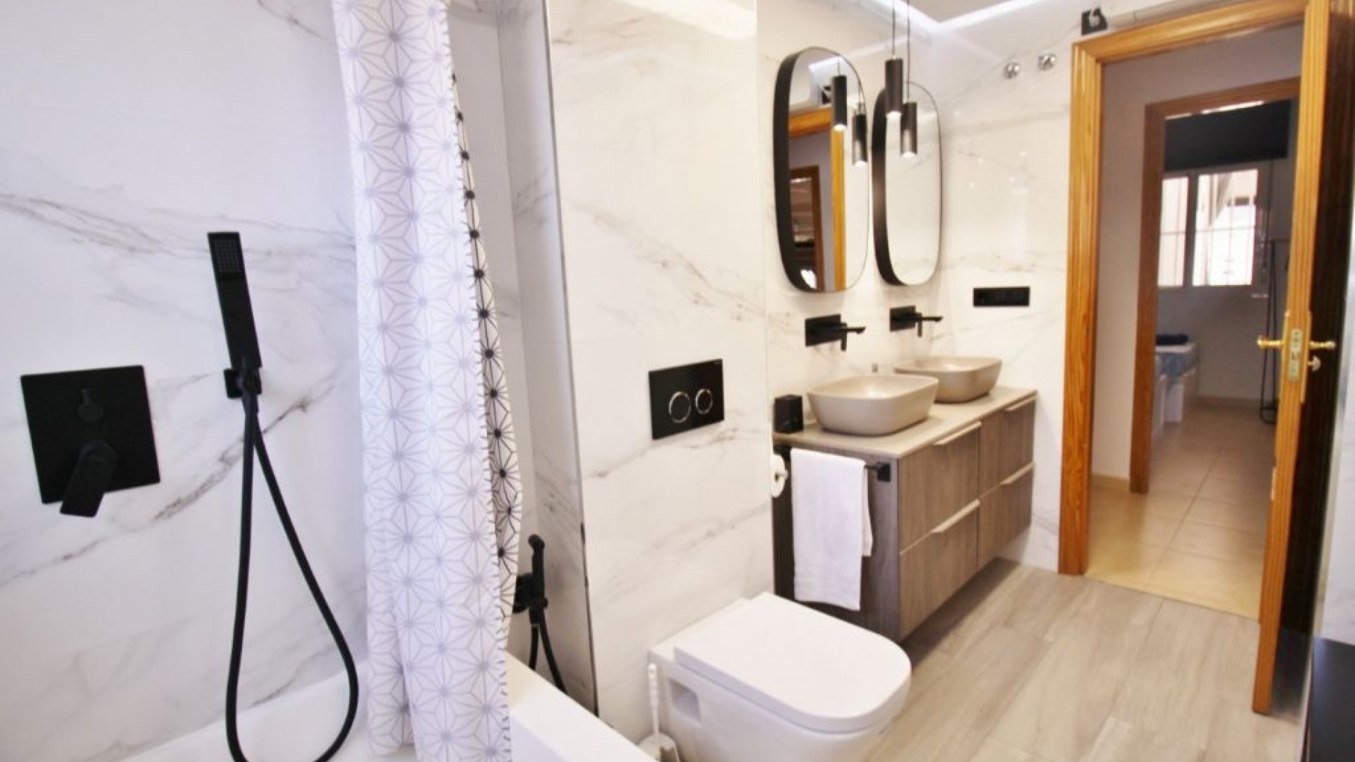 Resale - Freistehende Villa -
El Campello