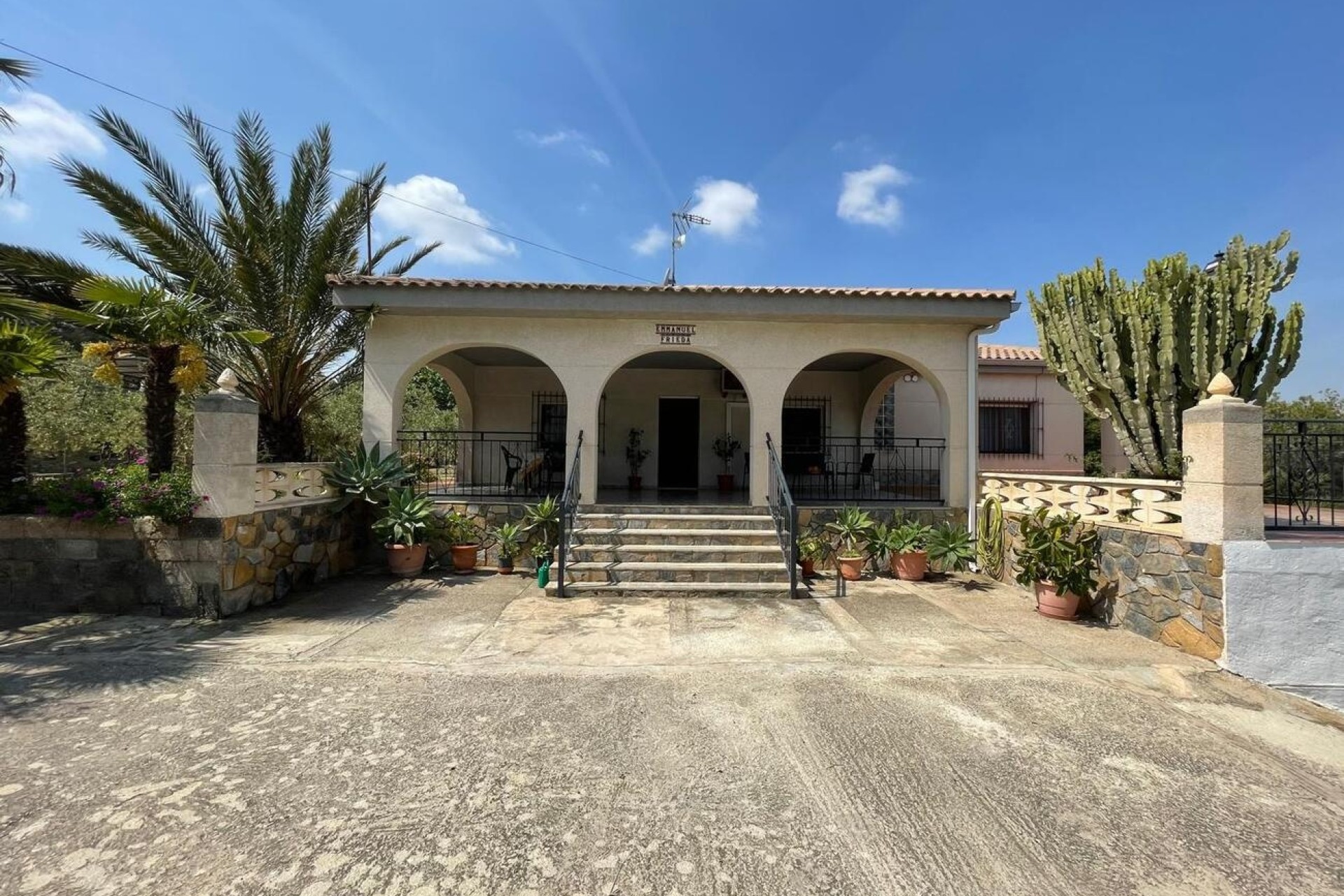 Resale - Freistehende Villa -
El Rebolledo