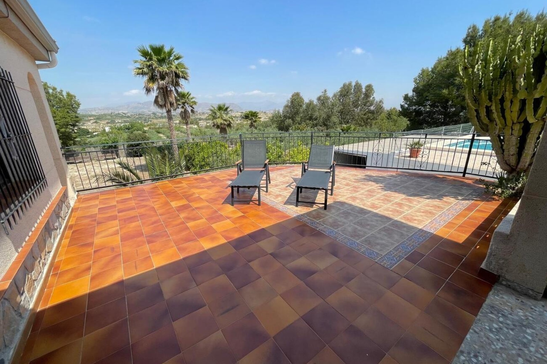 Resale - Freistehende Villa -
El Rebolledo