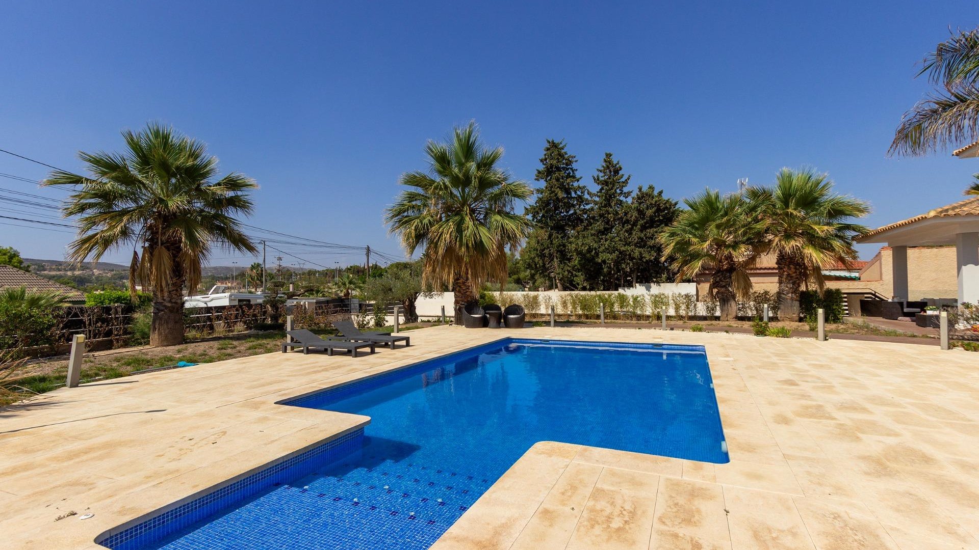 Resale - Freistehende Villa -
El Rebolledo