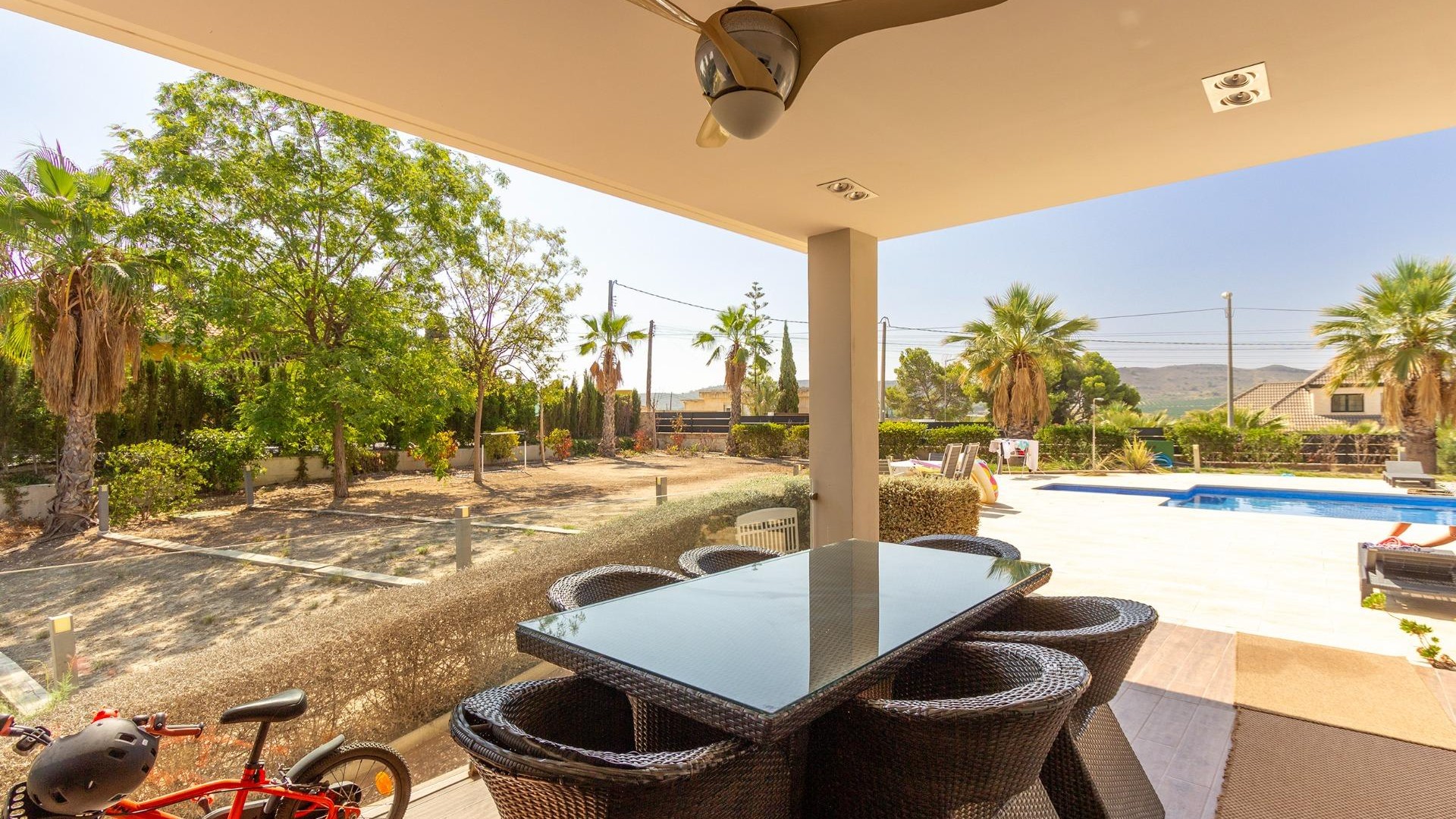 Resale - Freistehende Villa -
El Rebolledo