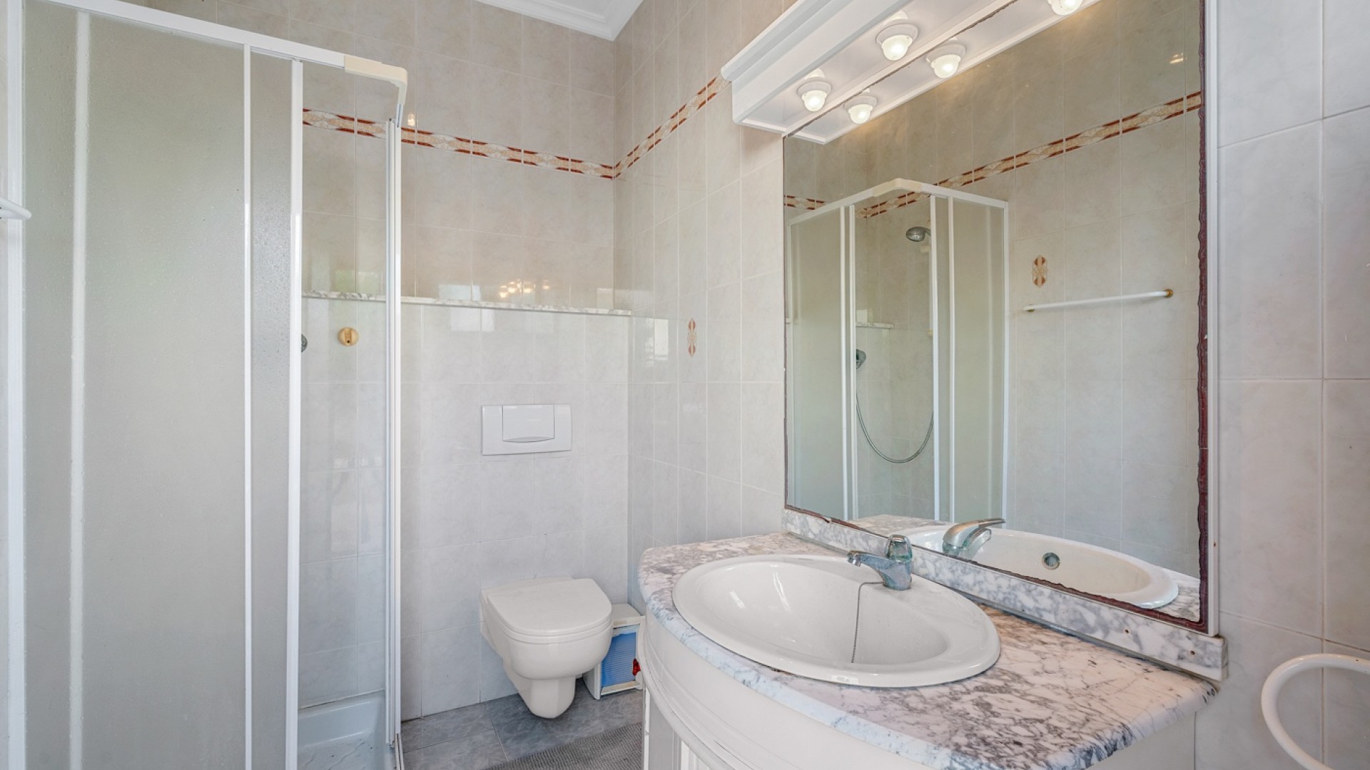 Resale - Freistehende Villa -
Elche - Elche/Elx