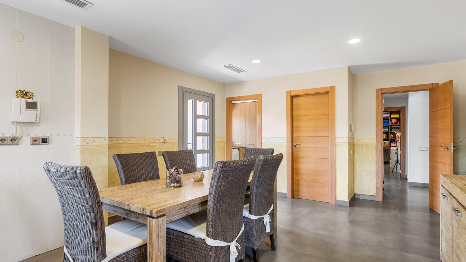 Resale - Freistehende Villa -
Elche - Elche/Elx