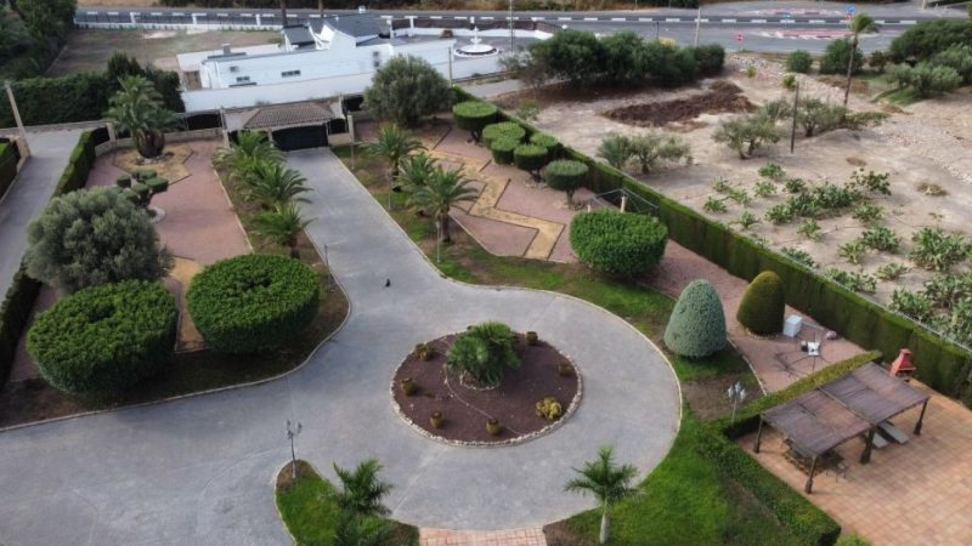 Resale - Freistehende Villa -
Elche