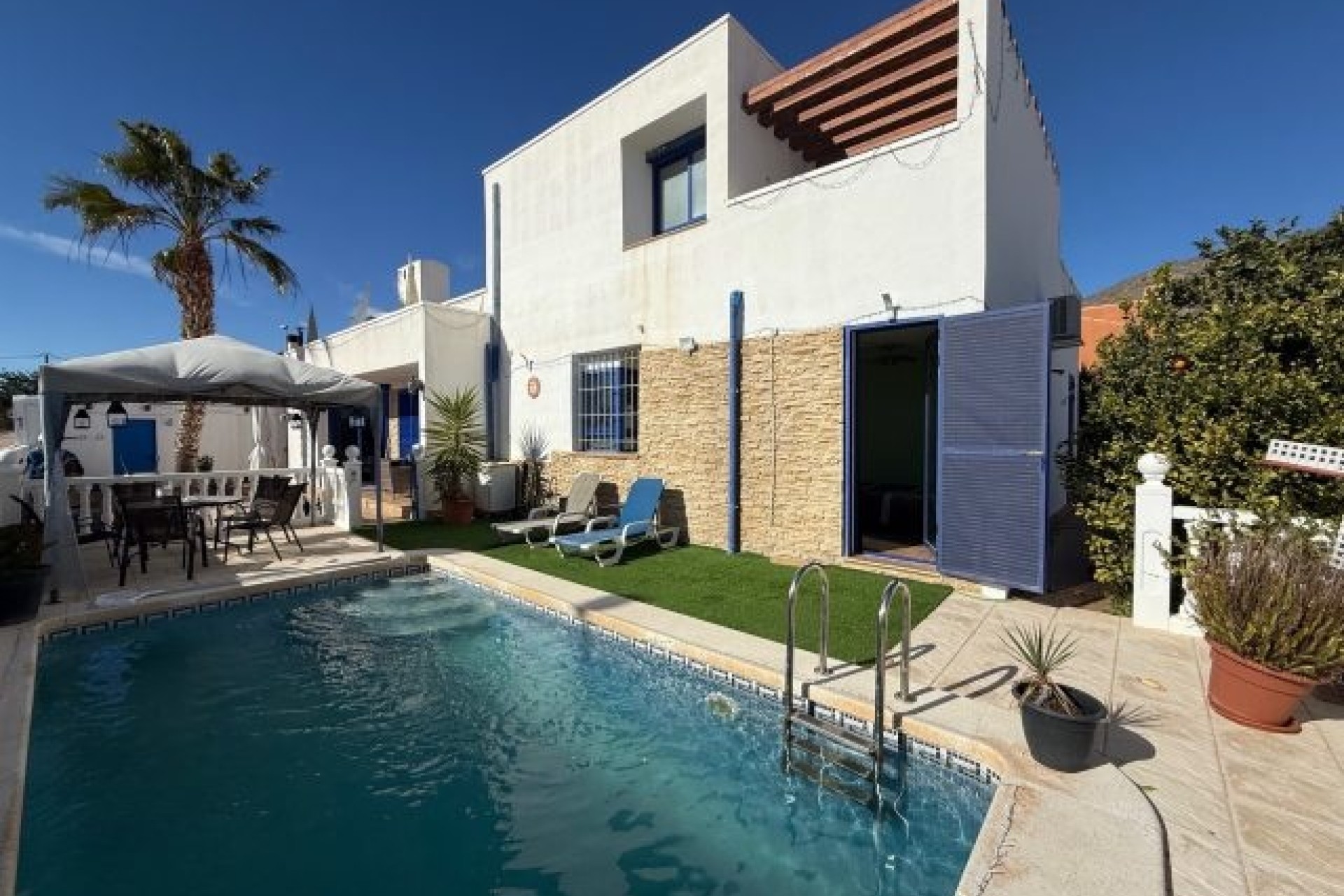 Resale - Freistehende Villa -
Fortuna