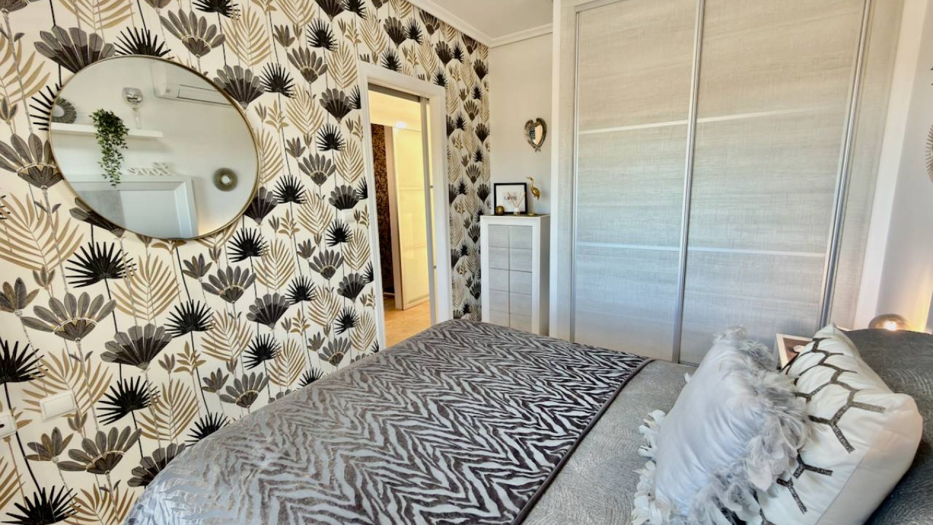 Resale - Freistehende Villa -
Guardamar del Segura - EL RASO