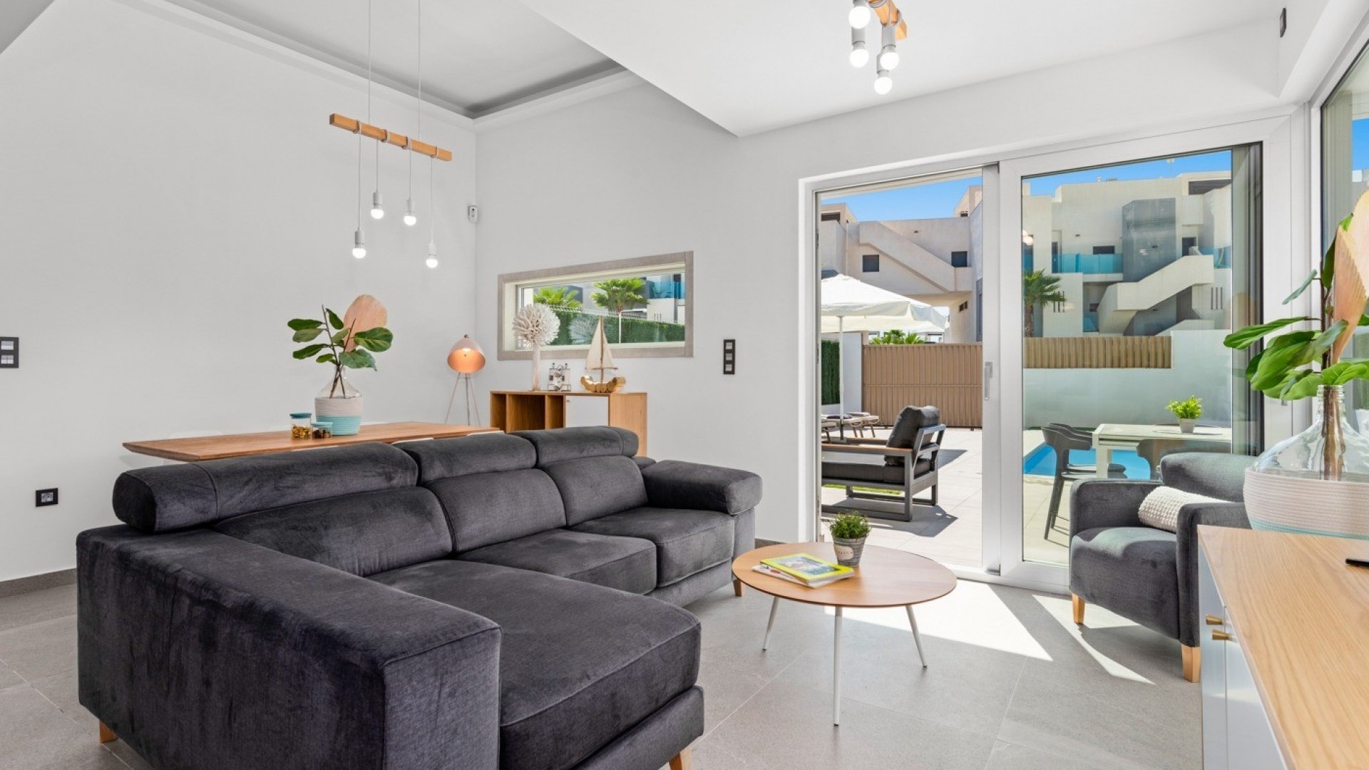 Resale - Freistehende Villa -
Guardamar del Segura - EL RASO