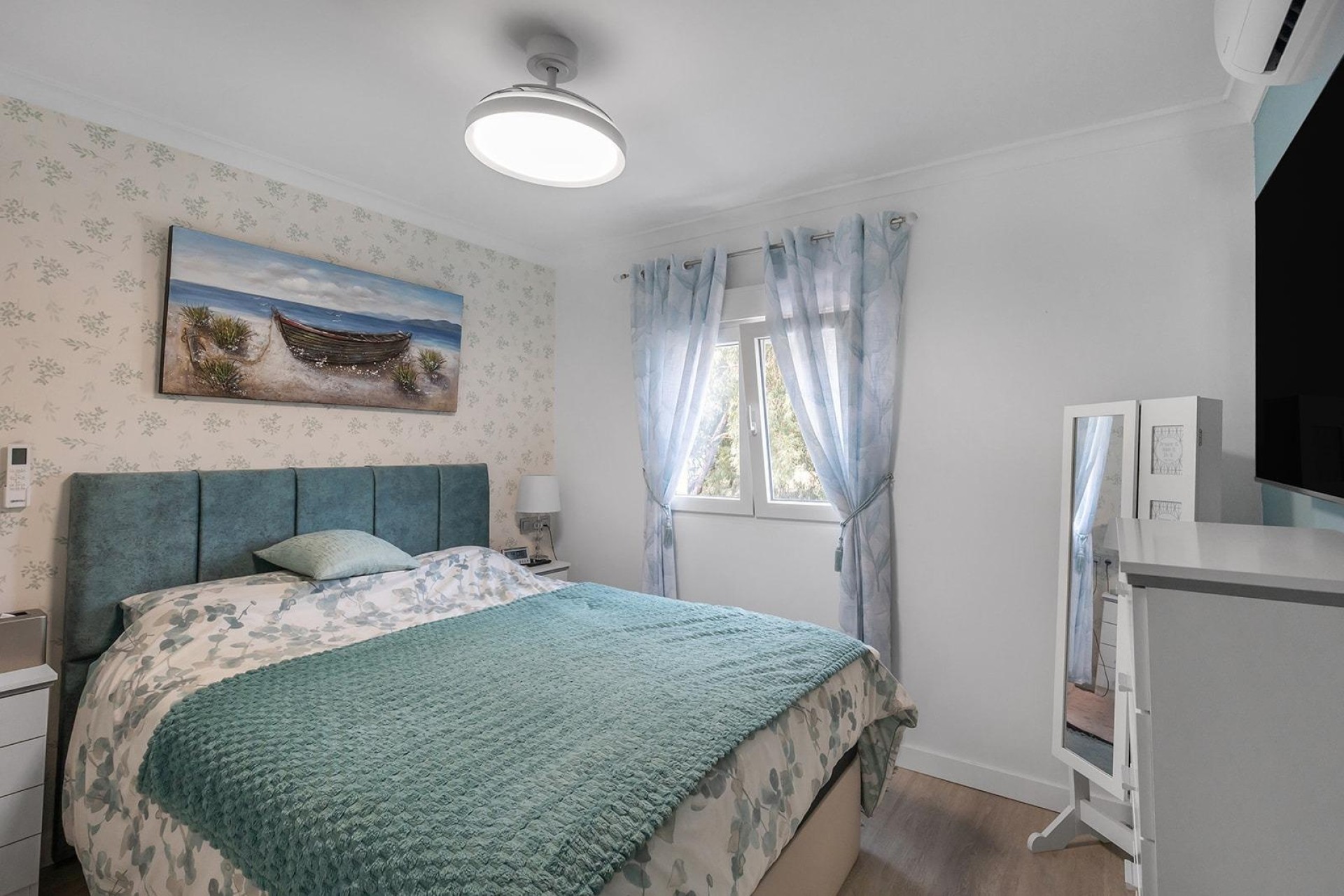 Resale - Freistehende Villa -
Guardamar del Segura - Urbanizaciones