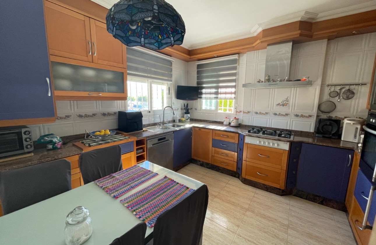 Resale - Freistehende Villa -
Guardamar del Segura