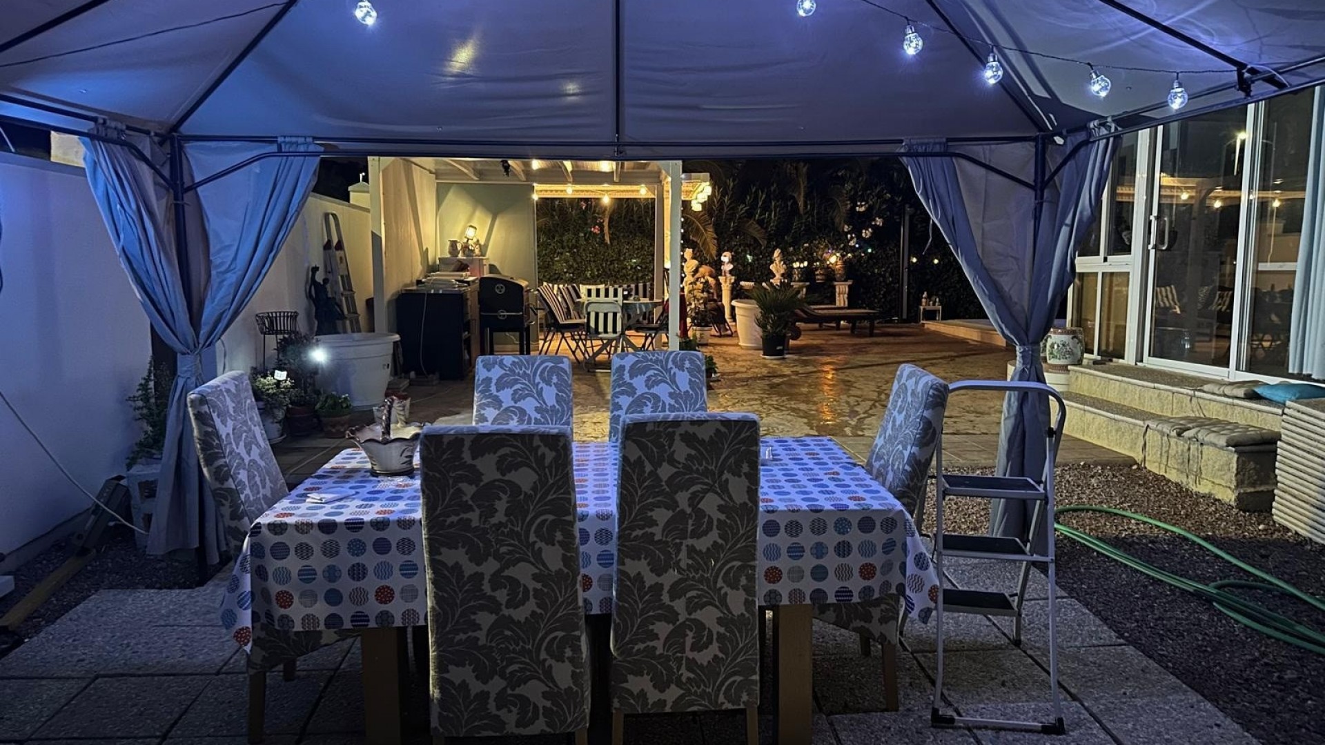 Resale - Freistehende Villa -
Hondón de las Nieves - Urbaniz La Montañosa