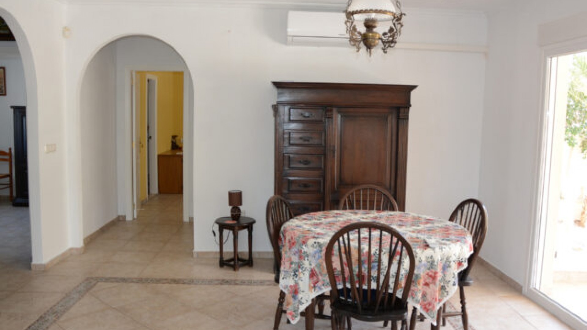 Resale - Freistehende Villa -
Hondón de las Nieves