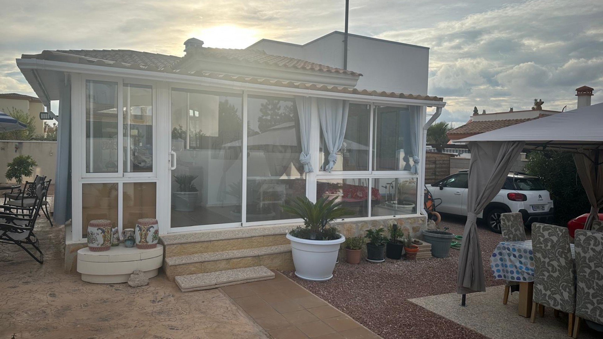 Resale - Freistehende Villa -
Hondón de las Nieves