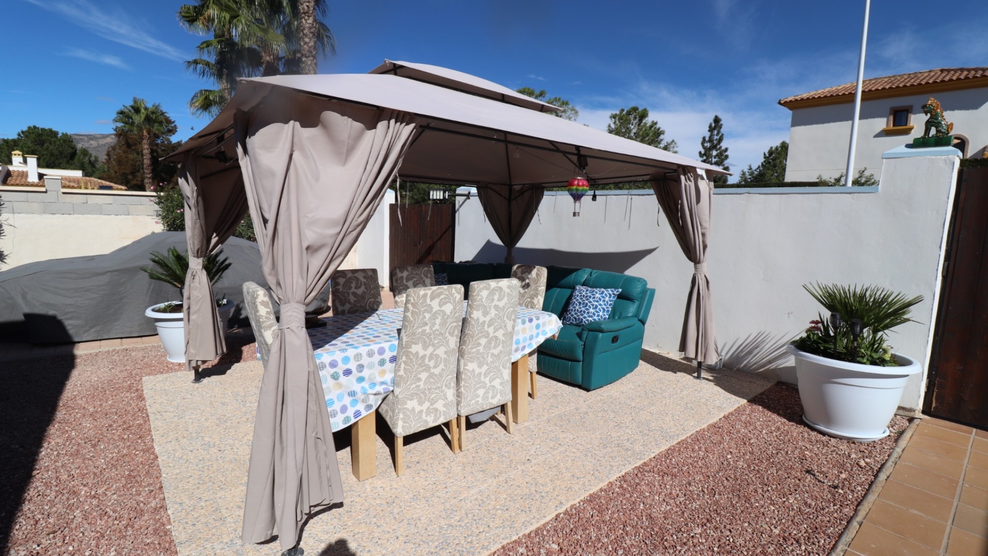 Resale - Freistehende Villa -
Hondón de las Nieves