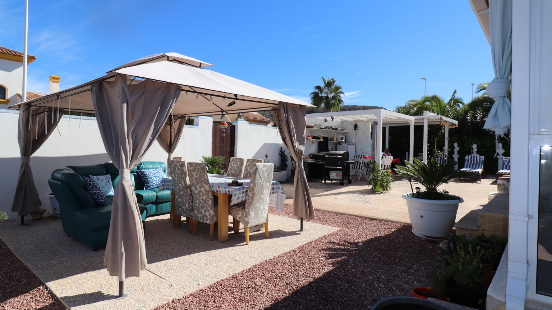 Resale - Freistehende Villa -
Hondón de las Nieves