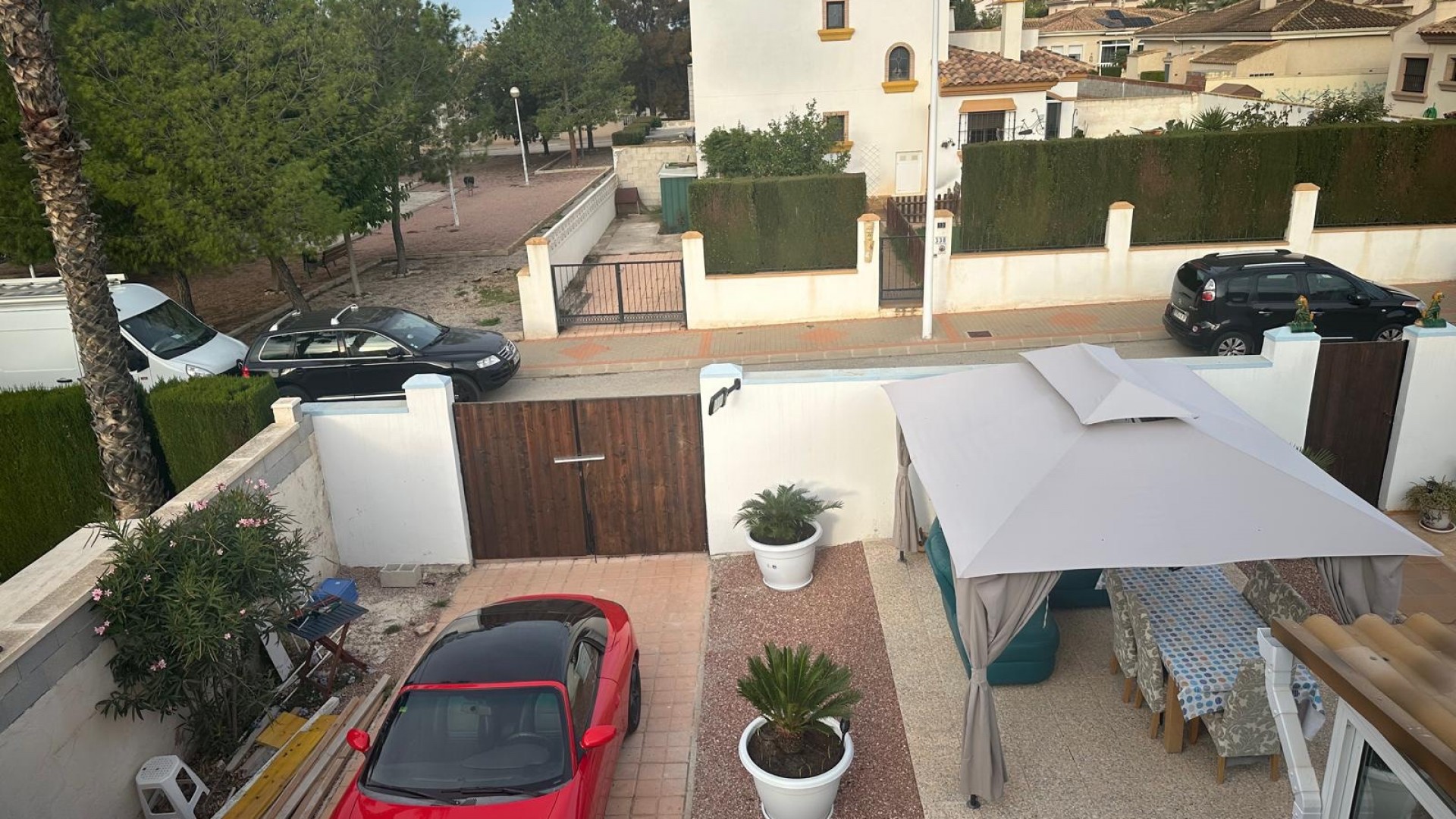 Resale - Freistehende Villa -
Hondón de las Nieves