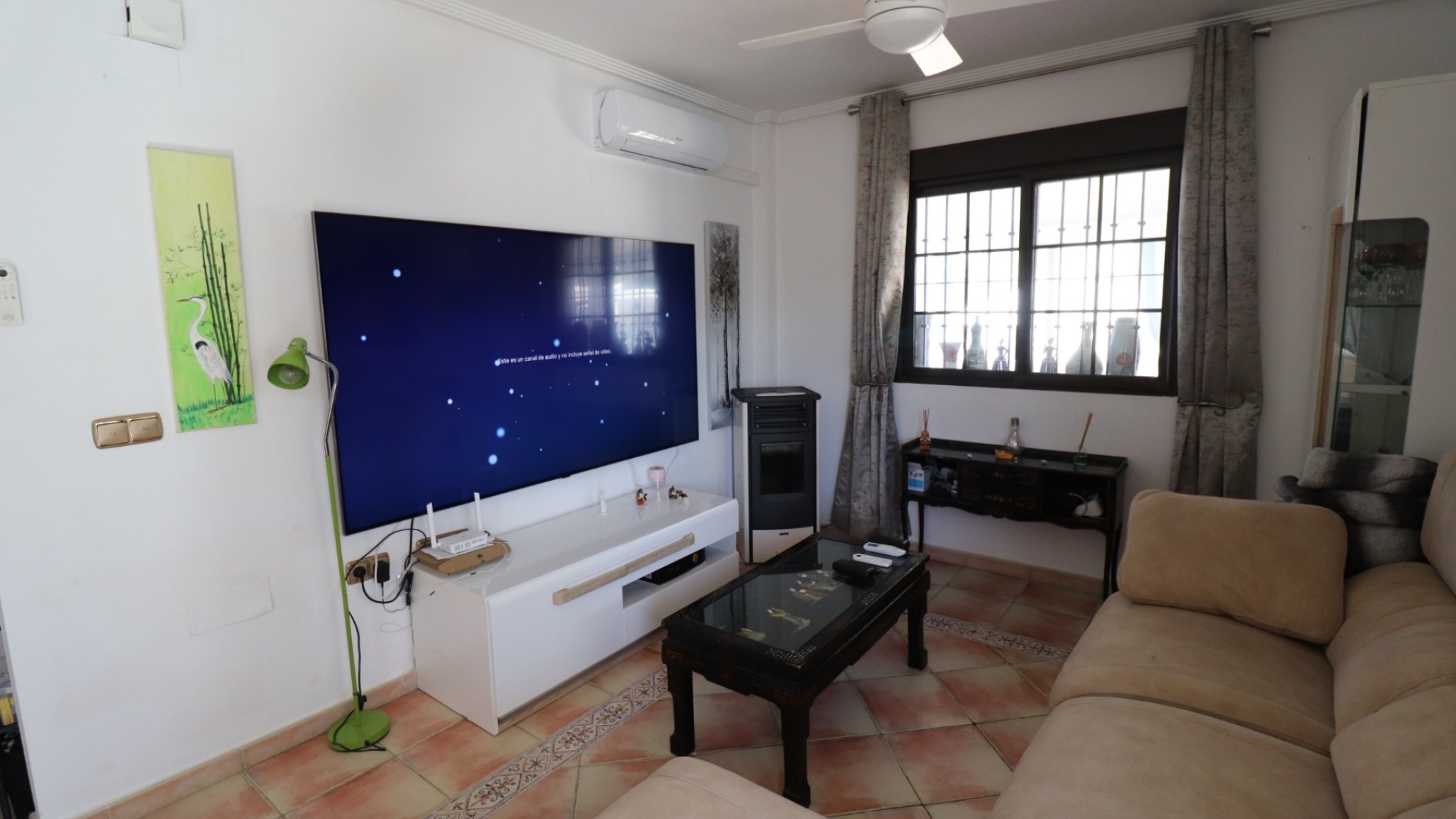 Resale - Freistehende Villa -
Hondón de las Nieves