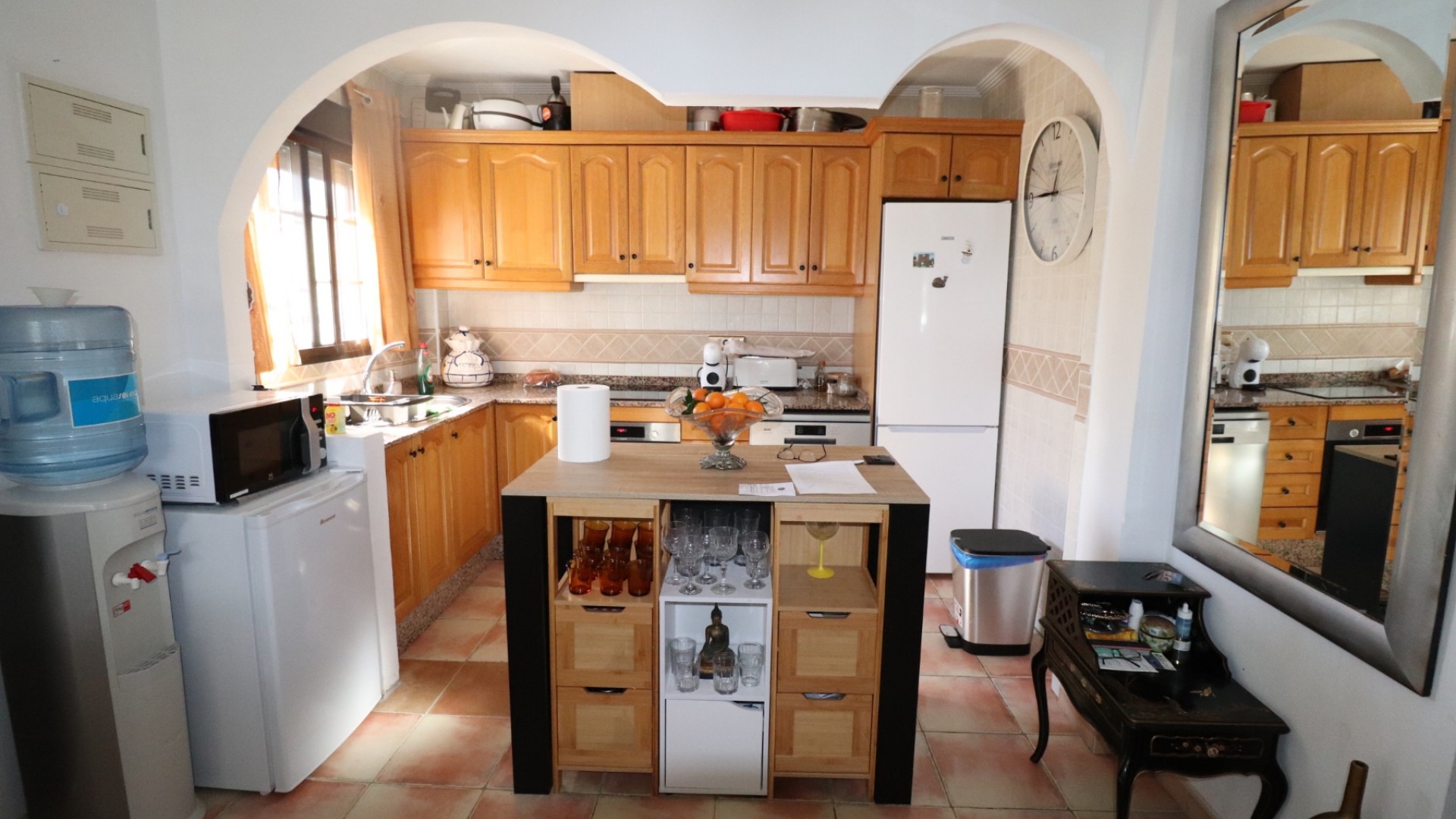 Resale - Freistehende Villa -
Hondón de las Nieves