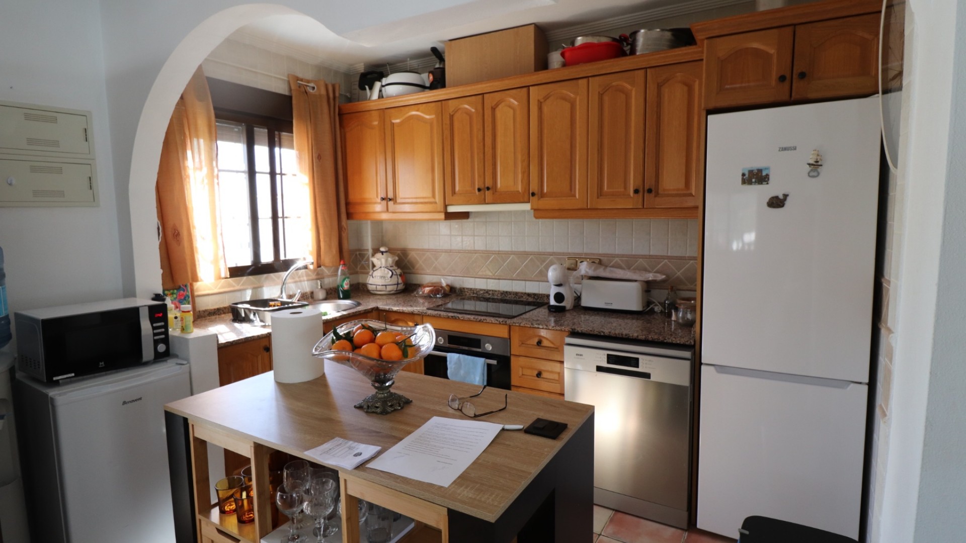 Resale - Freistehende Villa -
Hondón de las Nieves