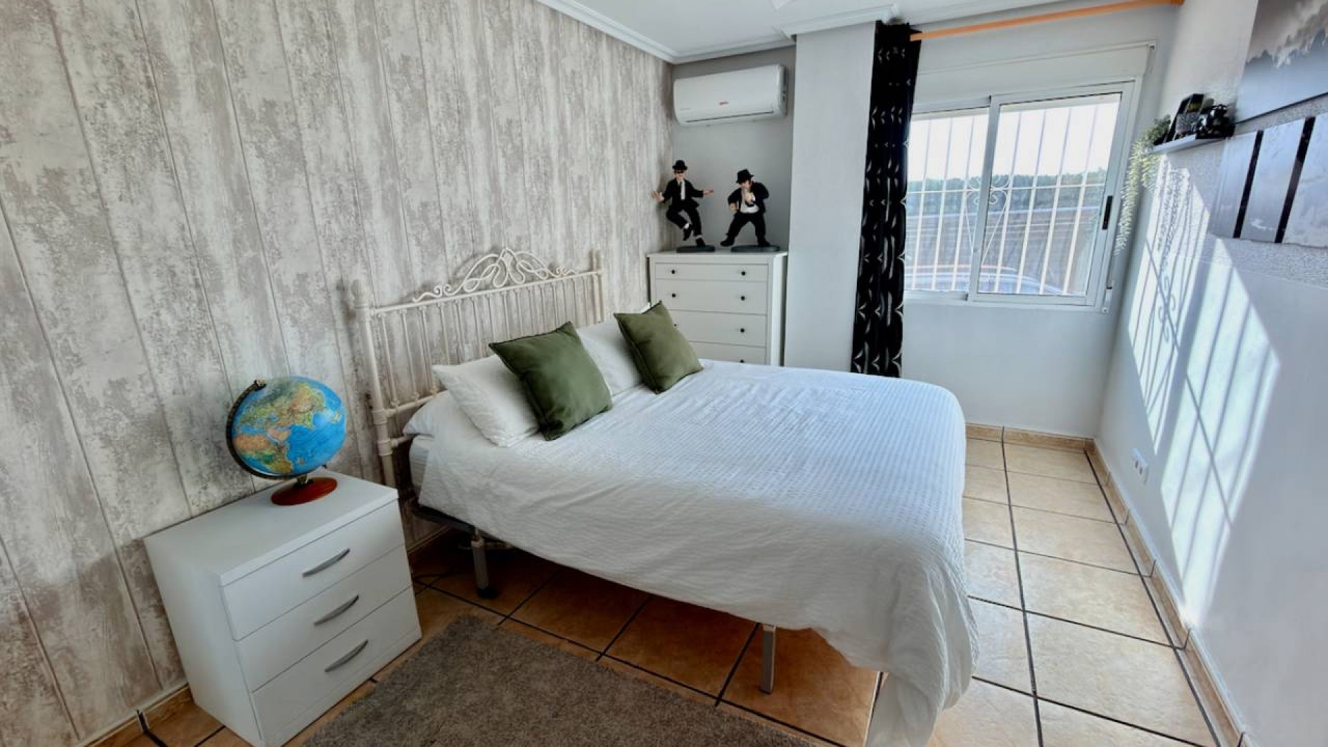 Resale - Freistehende Villa -
Hondón de las Nieves