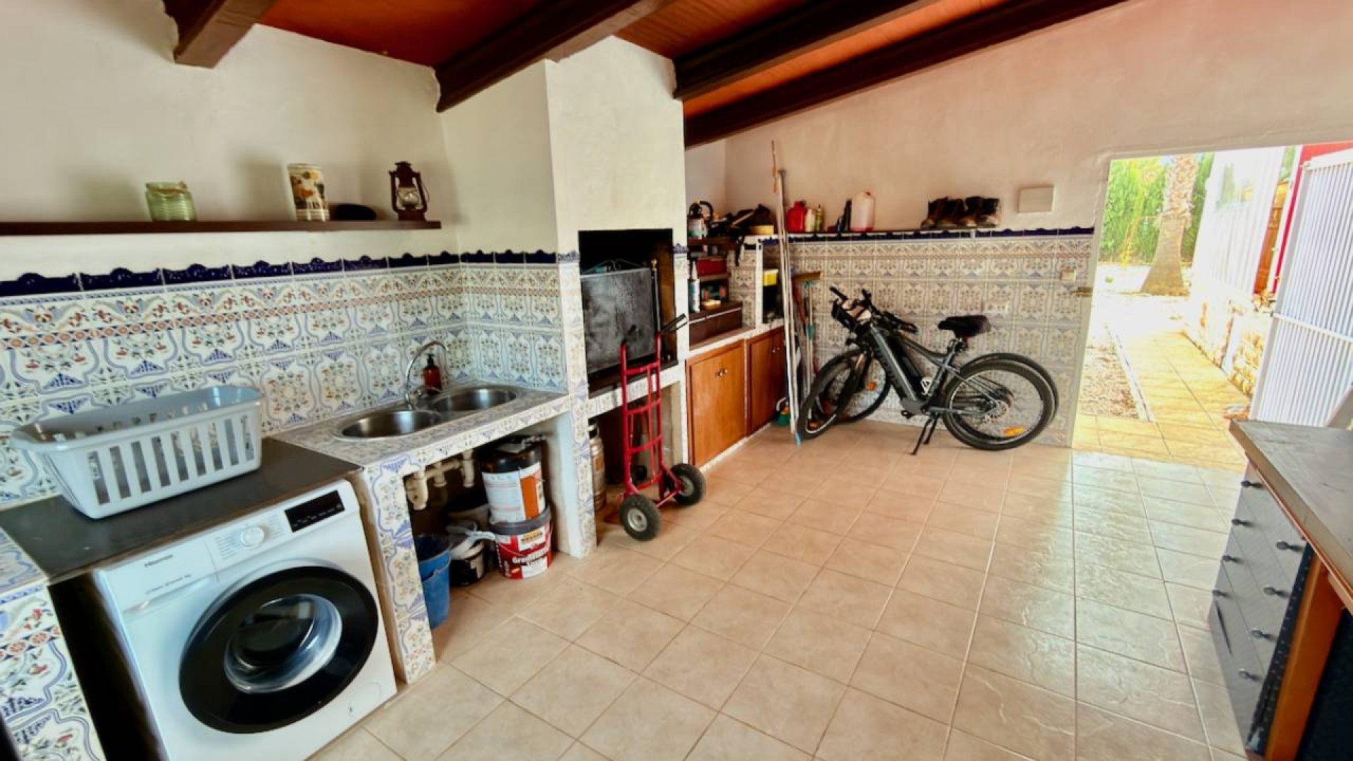 Resale - Freistehende Villa -
Hondón de las Nieves