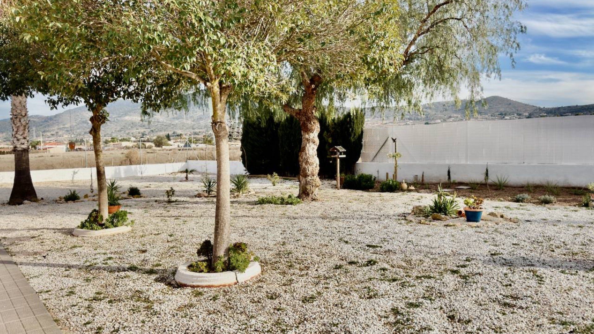 Resale - Freistehende Villa -
Hondón de las Nieves