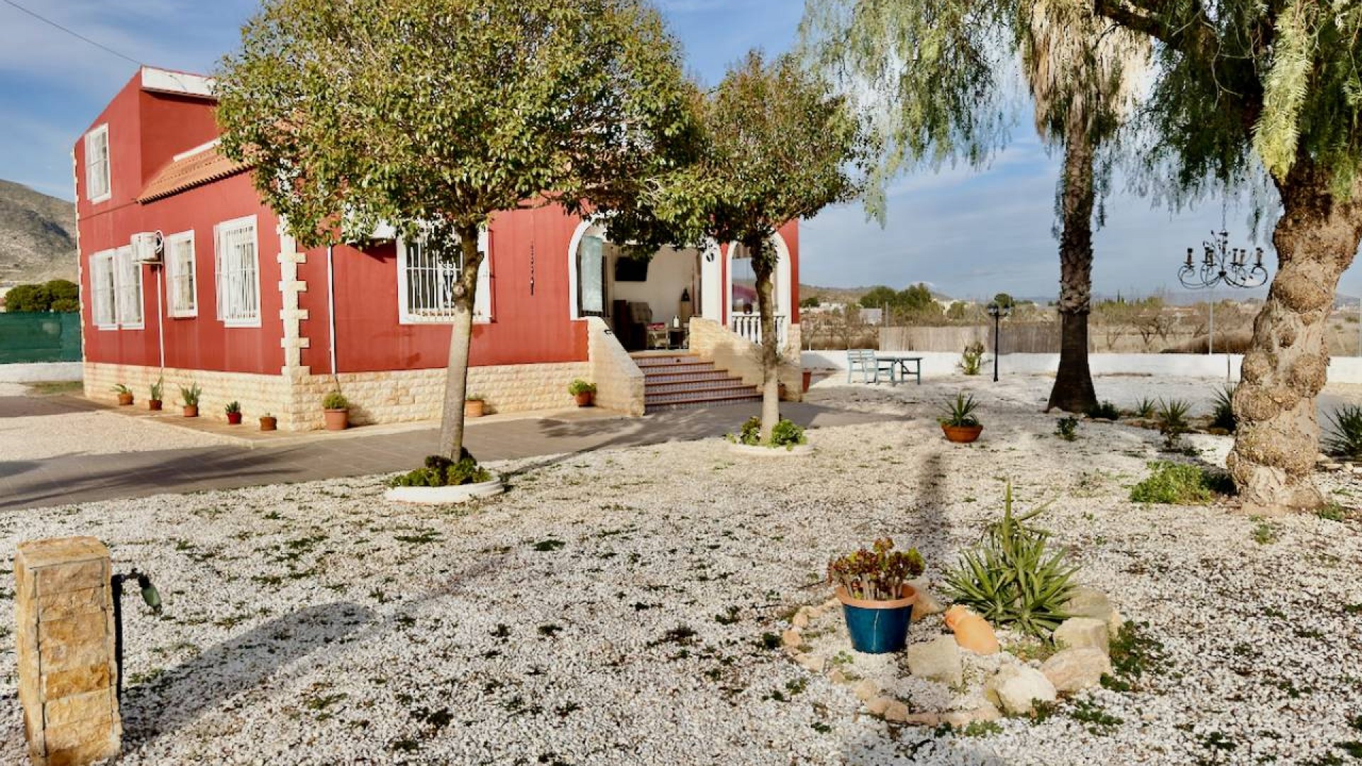 Resale - Freistehende Villa -
Hondón de las Nieves