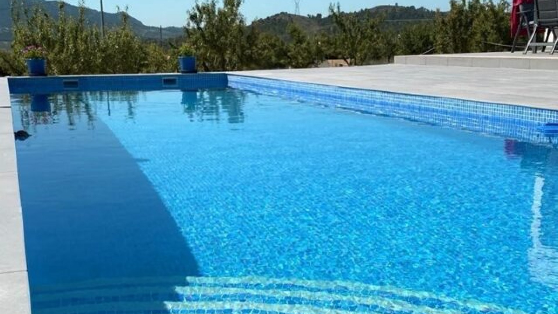 Resale - Freistehende Villa -
Hondón de las Nieves