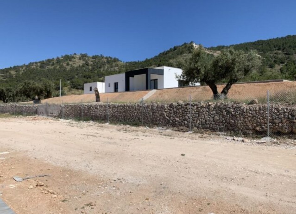 Resale - Freistehende Villa -
Hondón de las Nieves