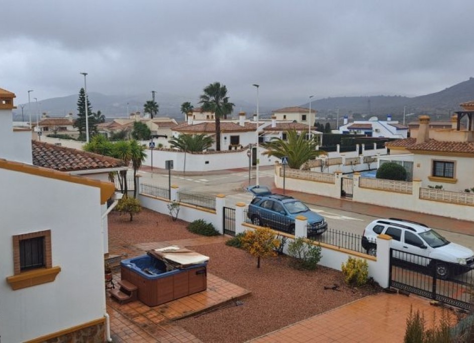 Resale - Freistehende Villa -
Hondón de las Nieves