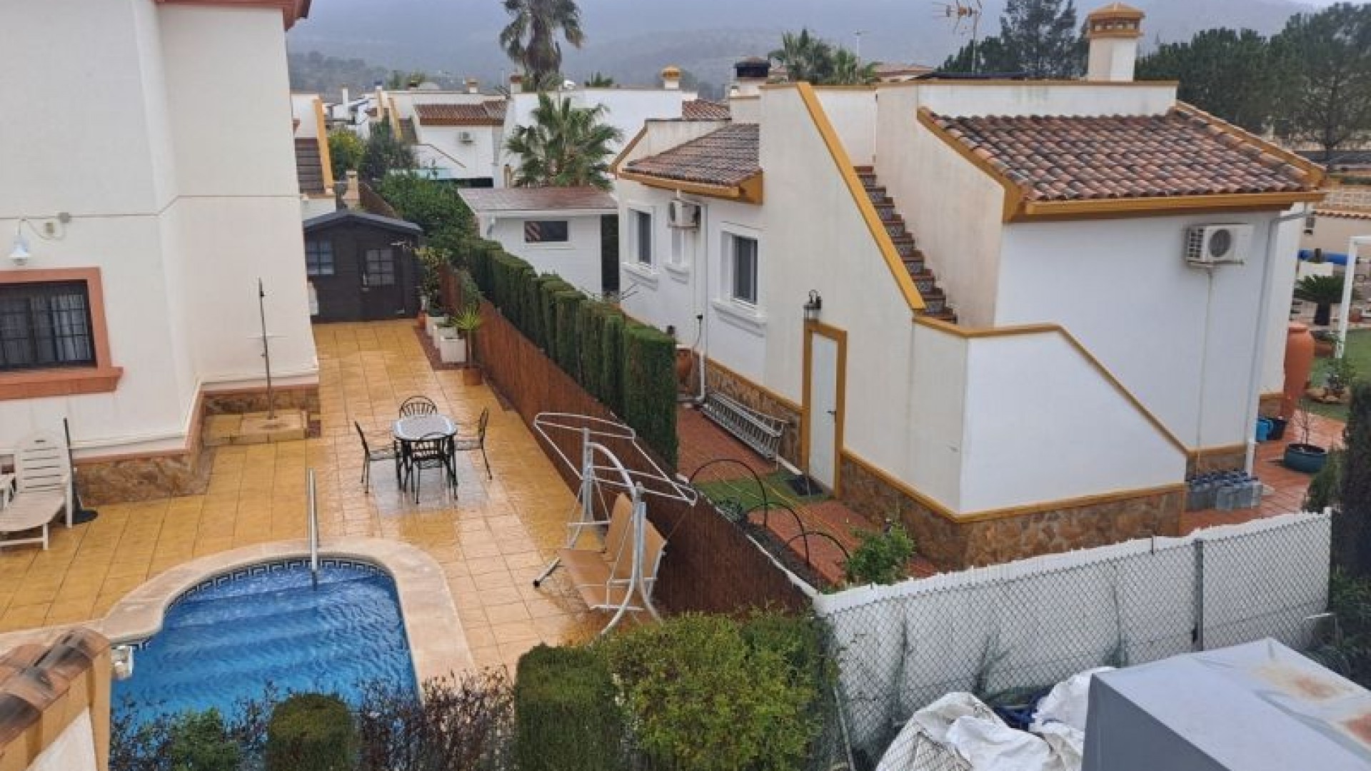 Resale - Freistehende Villa -
Hondón de las Nieves