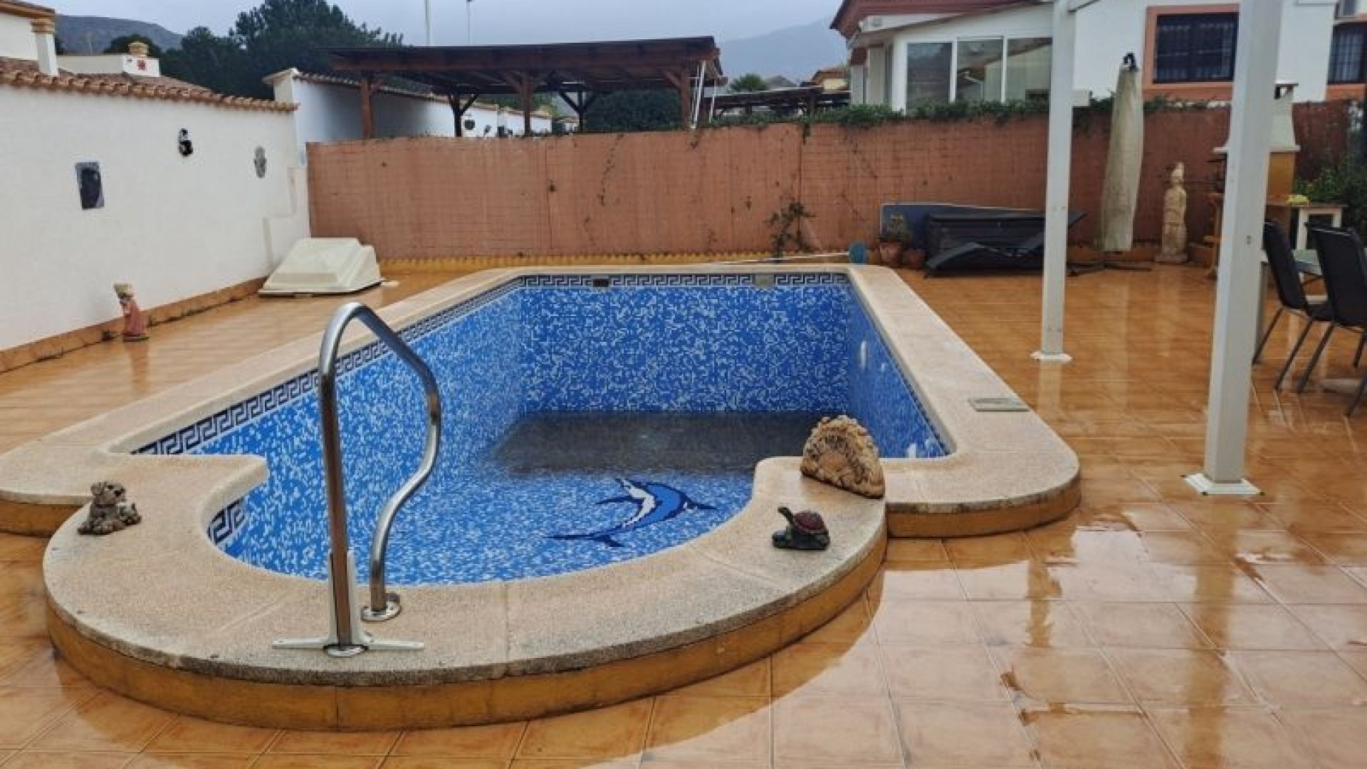 Resale - Freistehende Villa -
Hondón de las Nieves