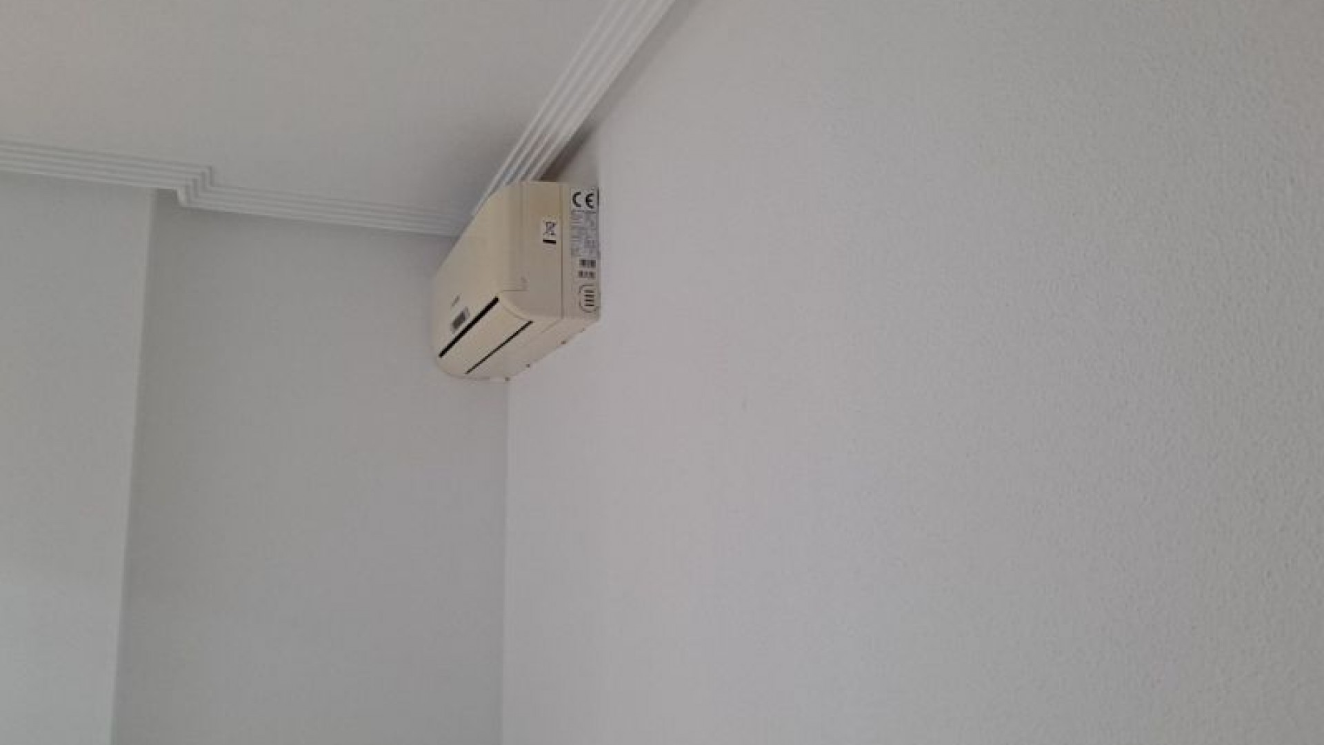 Resale - Freistehende Villa -
Hondón de las Nieves